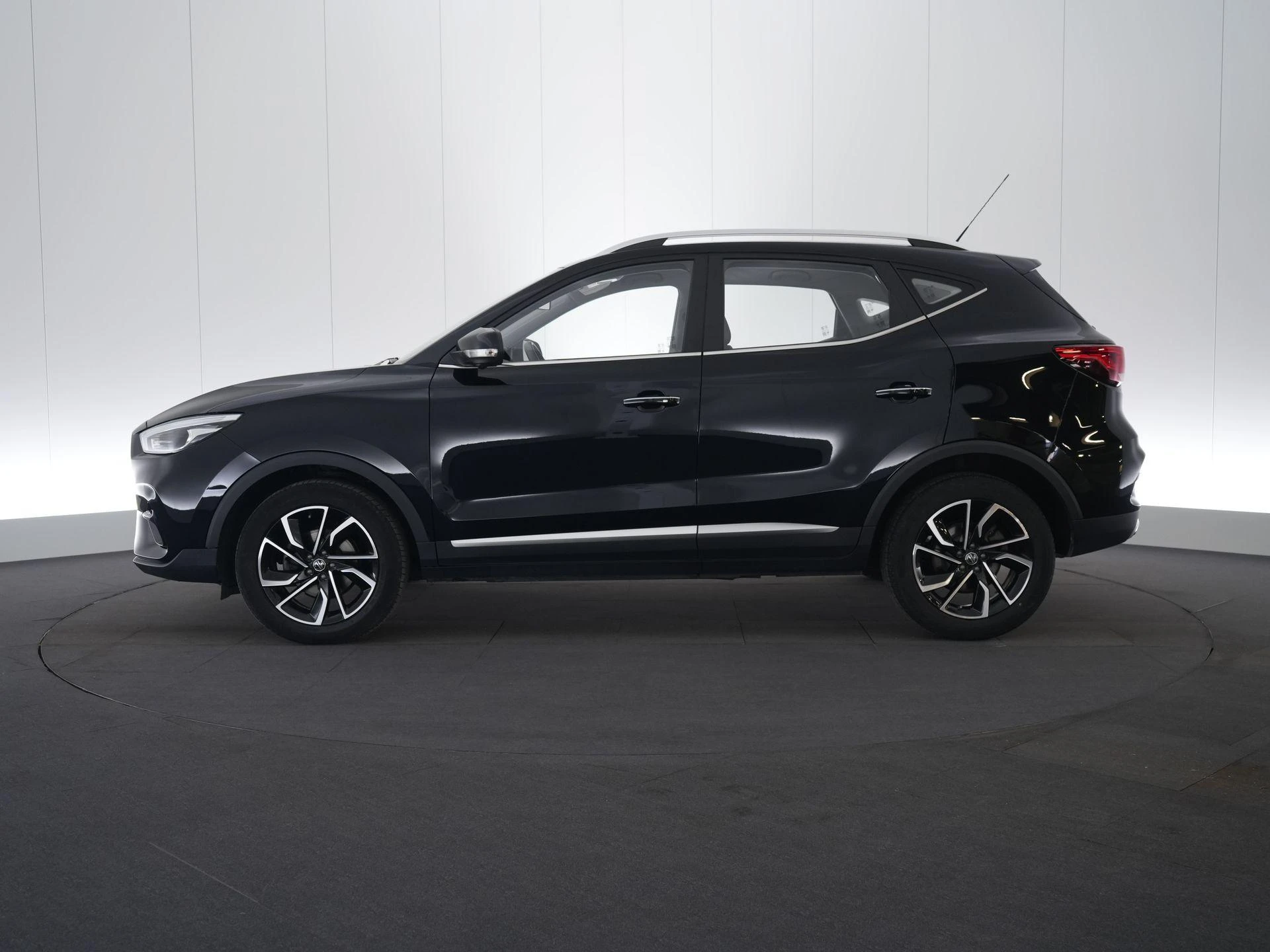 MG-ZS-image-3