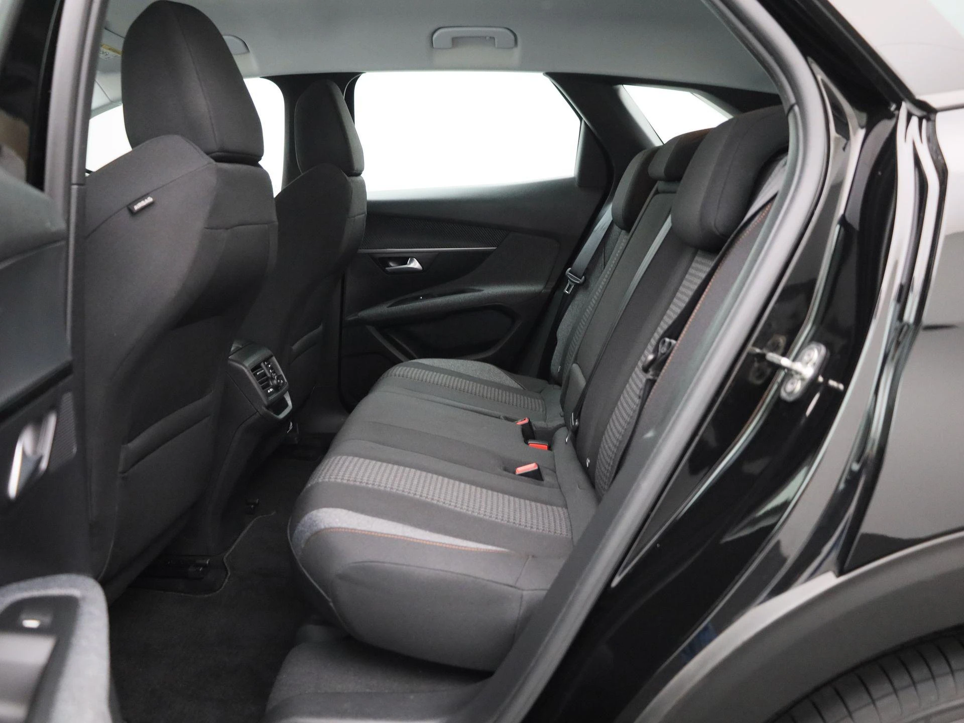 Peugeot-3008-image-11