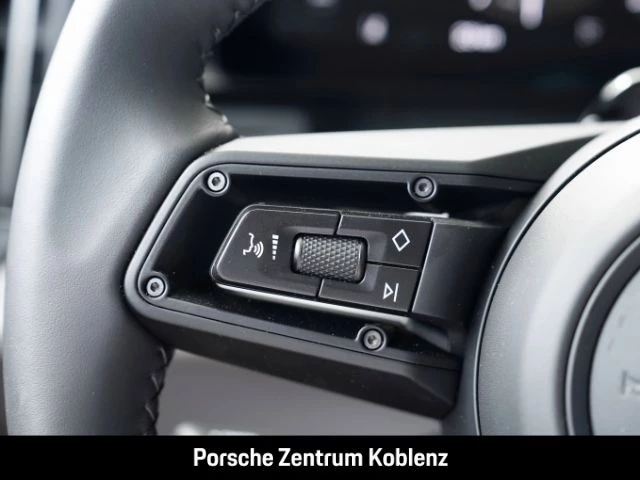 Porsche Cayenne Electric -