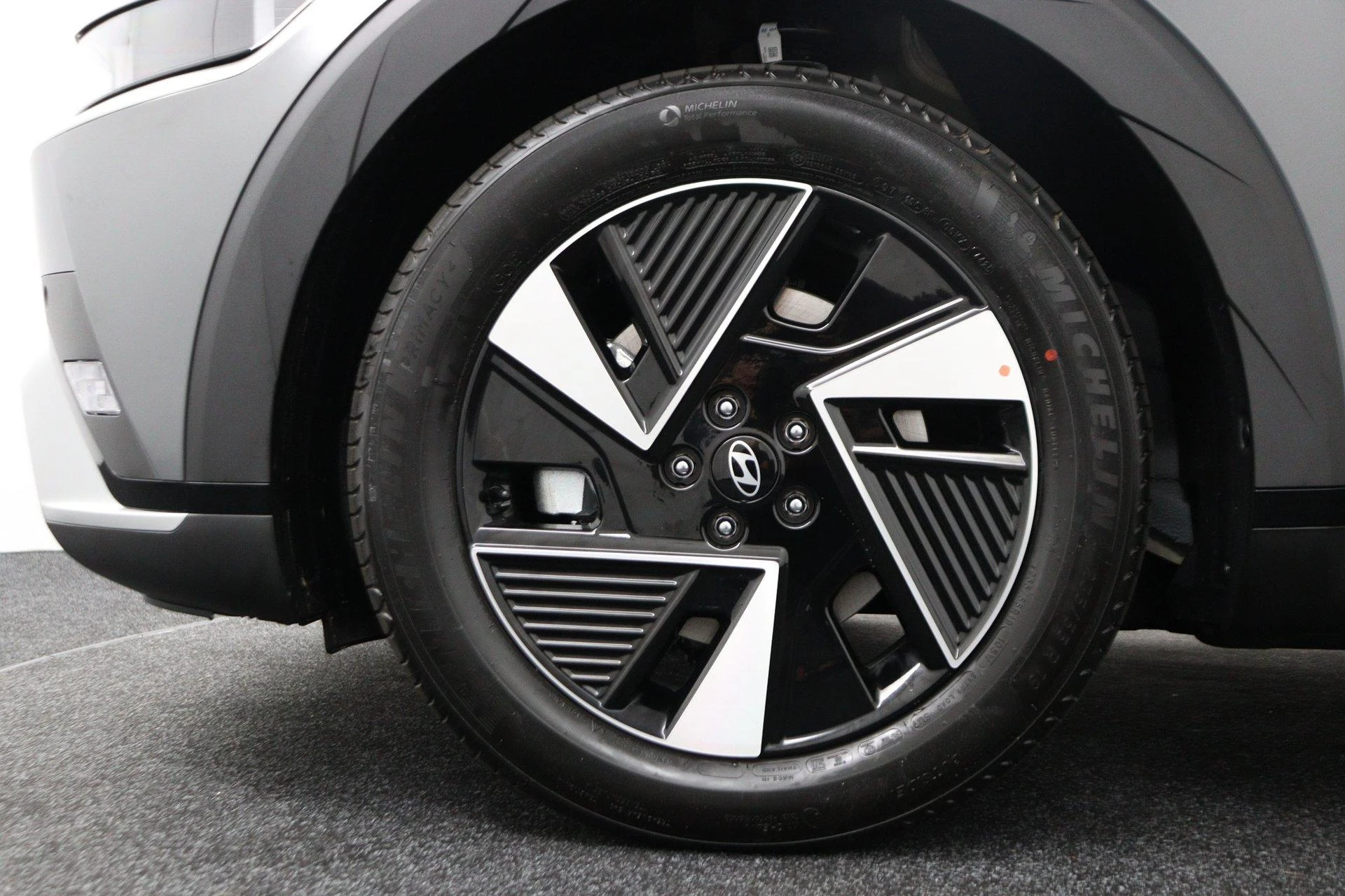 Hyundai-IONIQ 5-image-18
