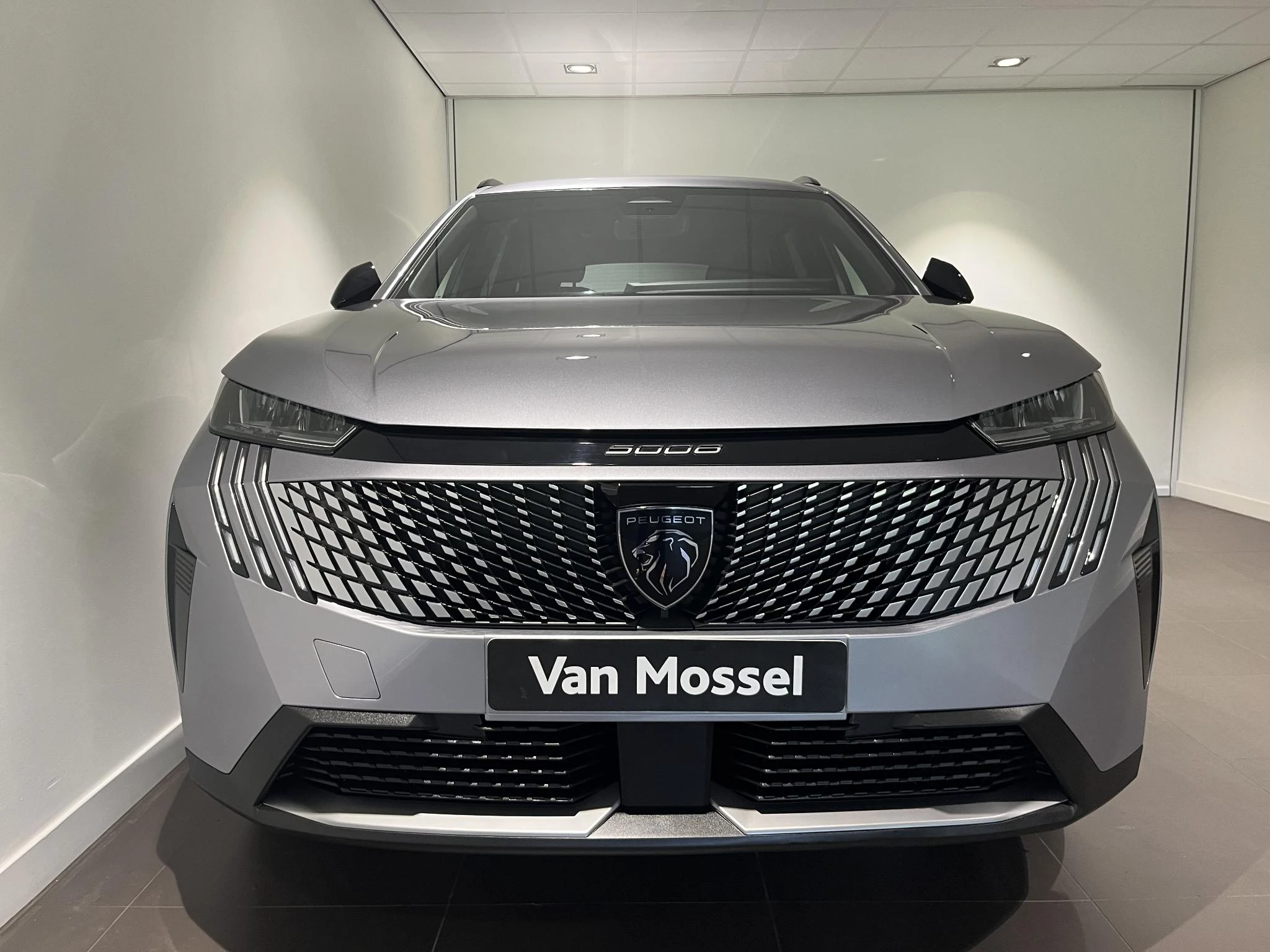 Peugeot-5008-image-2