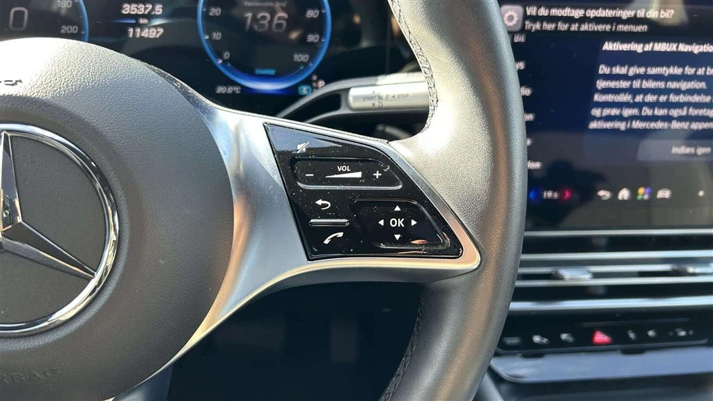 Mercedes-Benz-CLA-image-12