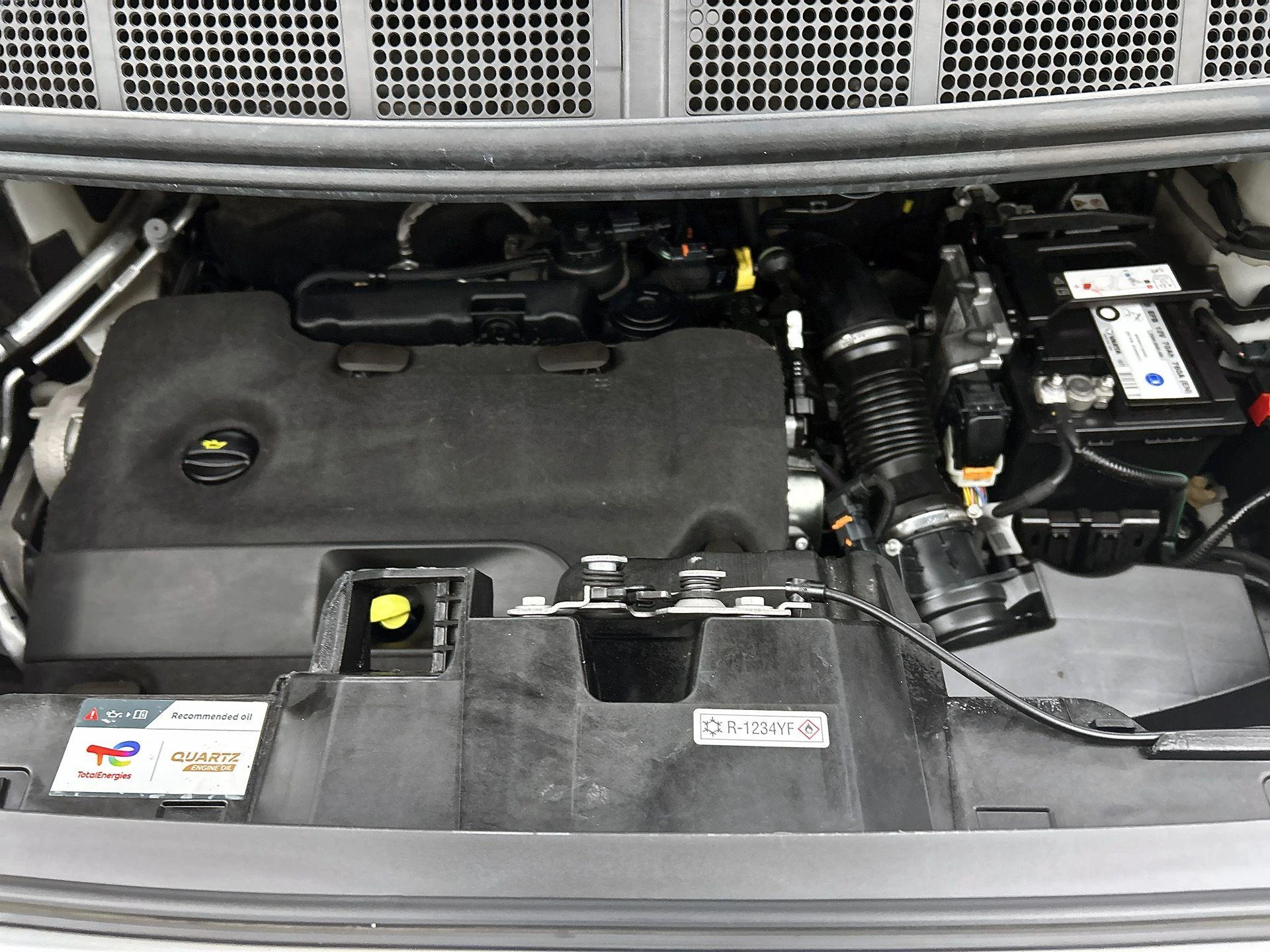 Opel-Vivaro-image-27