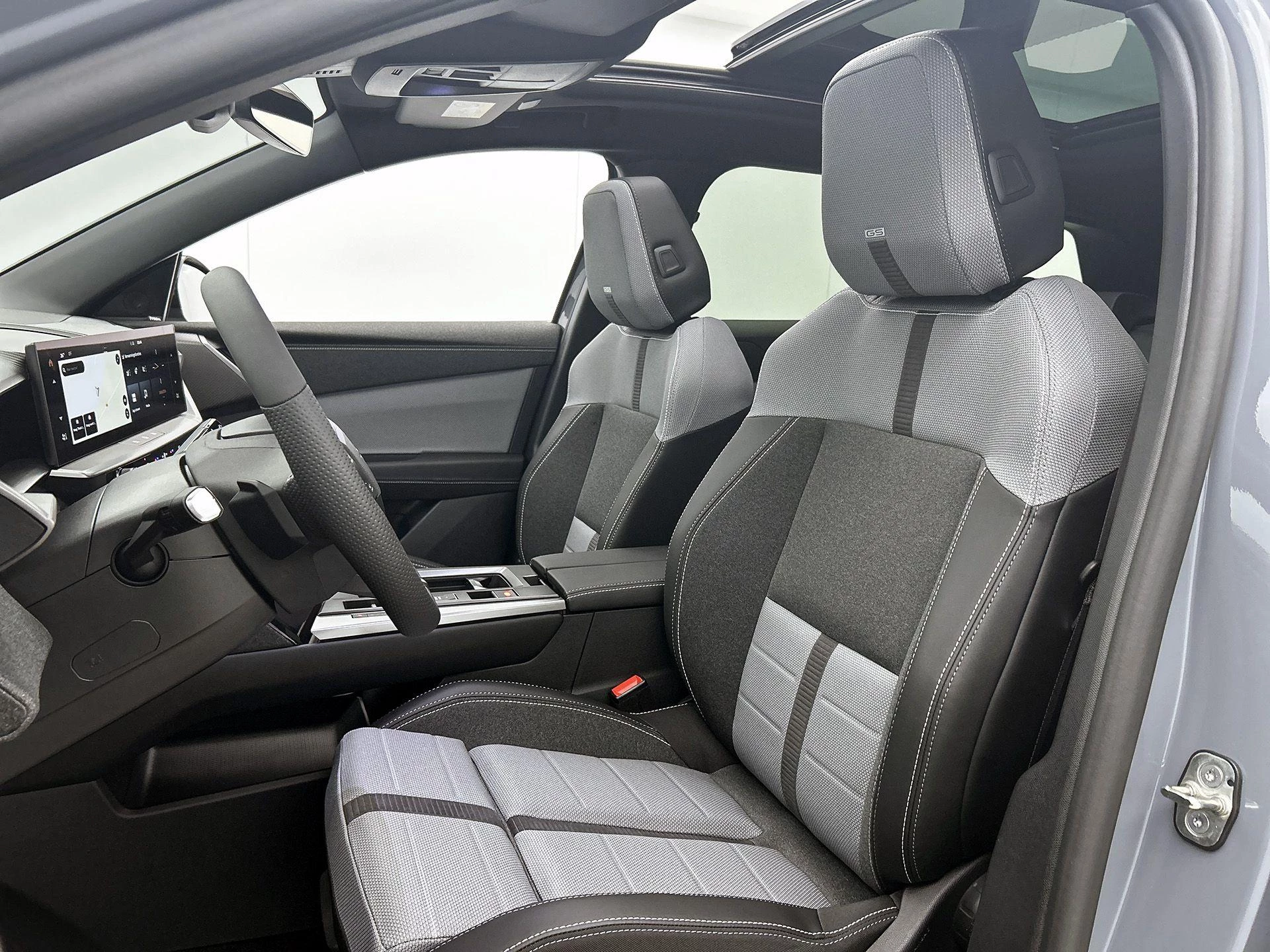 Opel Grandland 1.2 Turbo Hybrid Business Edition
