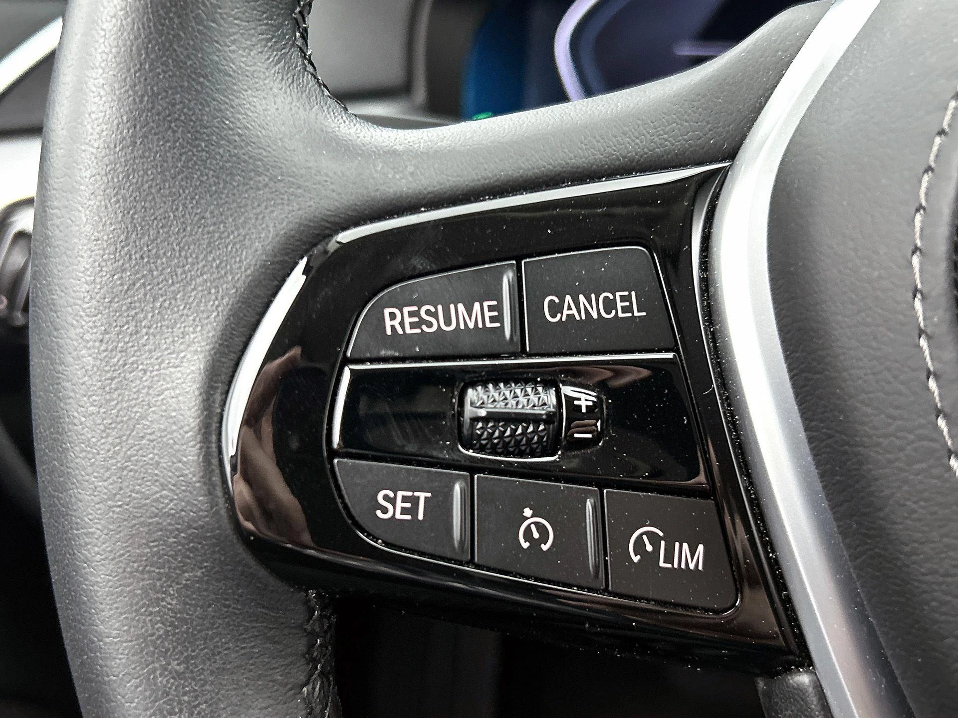 BMW-5 Serie-image-5