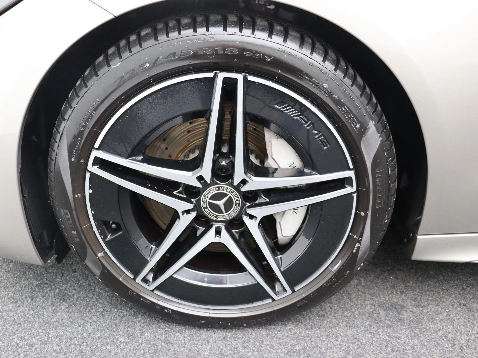 Mercedes-Benz C-Klasse 200 d AMG Line Estate + LEDER TWO TONE + PANO DAK + DIGITAL LIGHT +