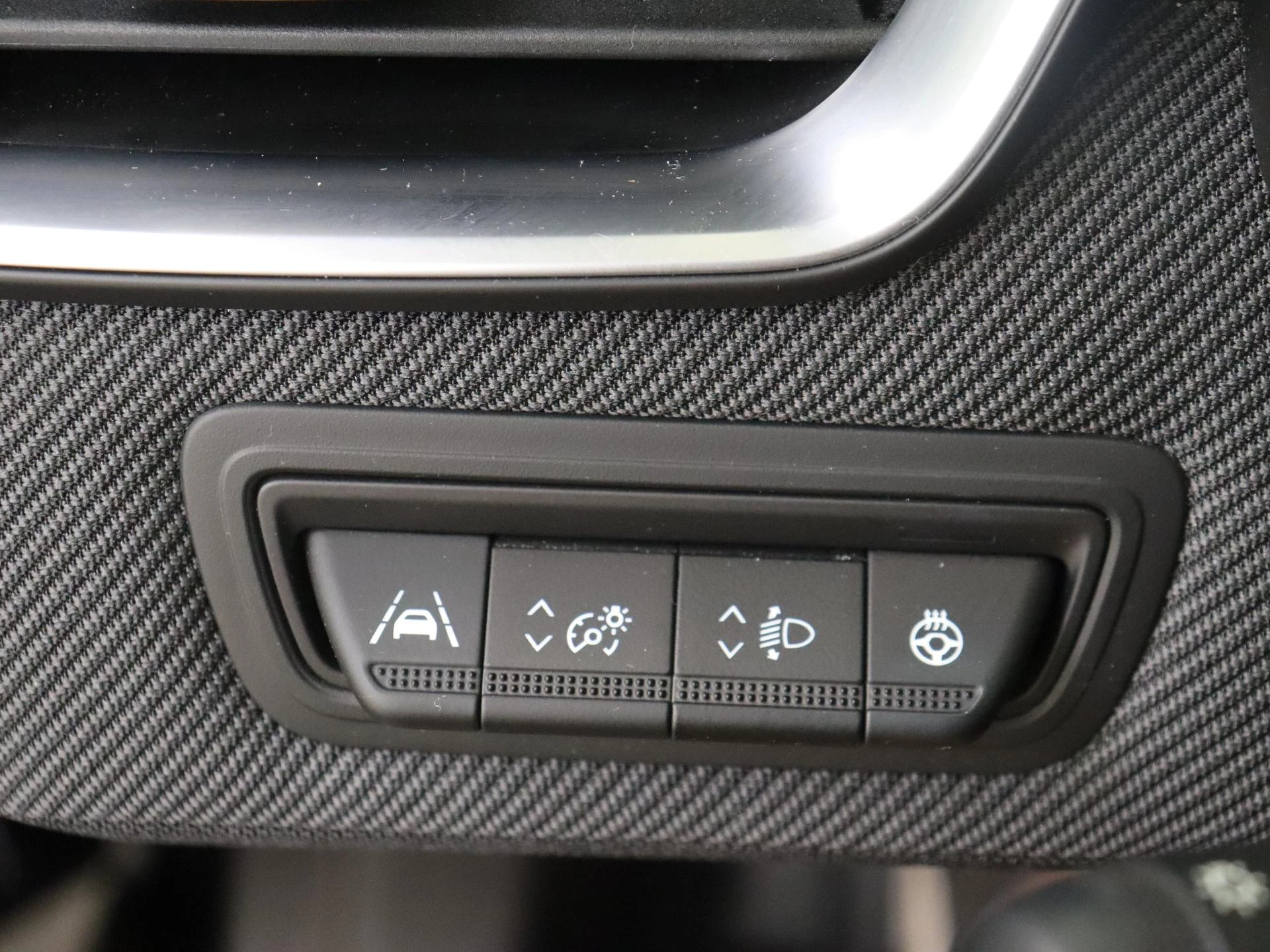 Renault-Clio-image-23
