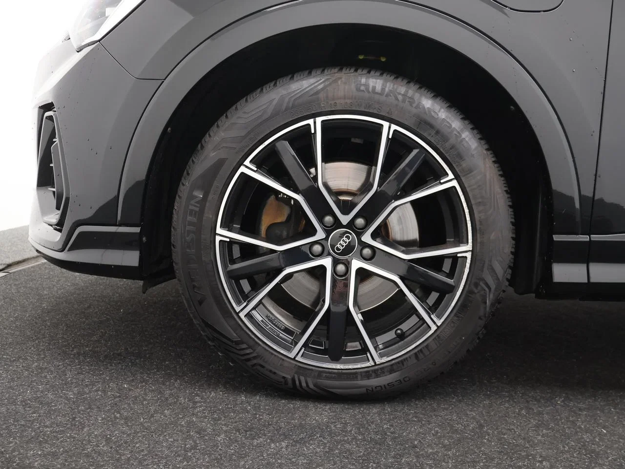 Audi-Q3-image-2