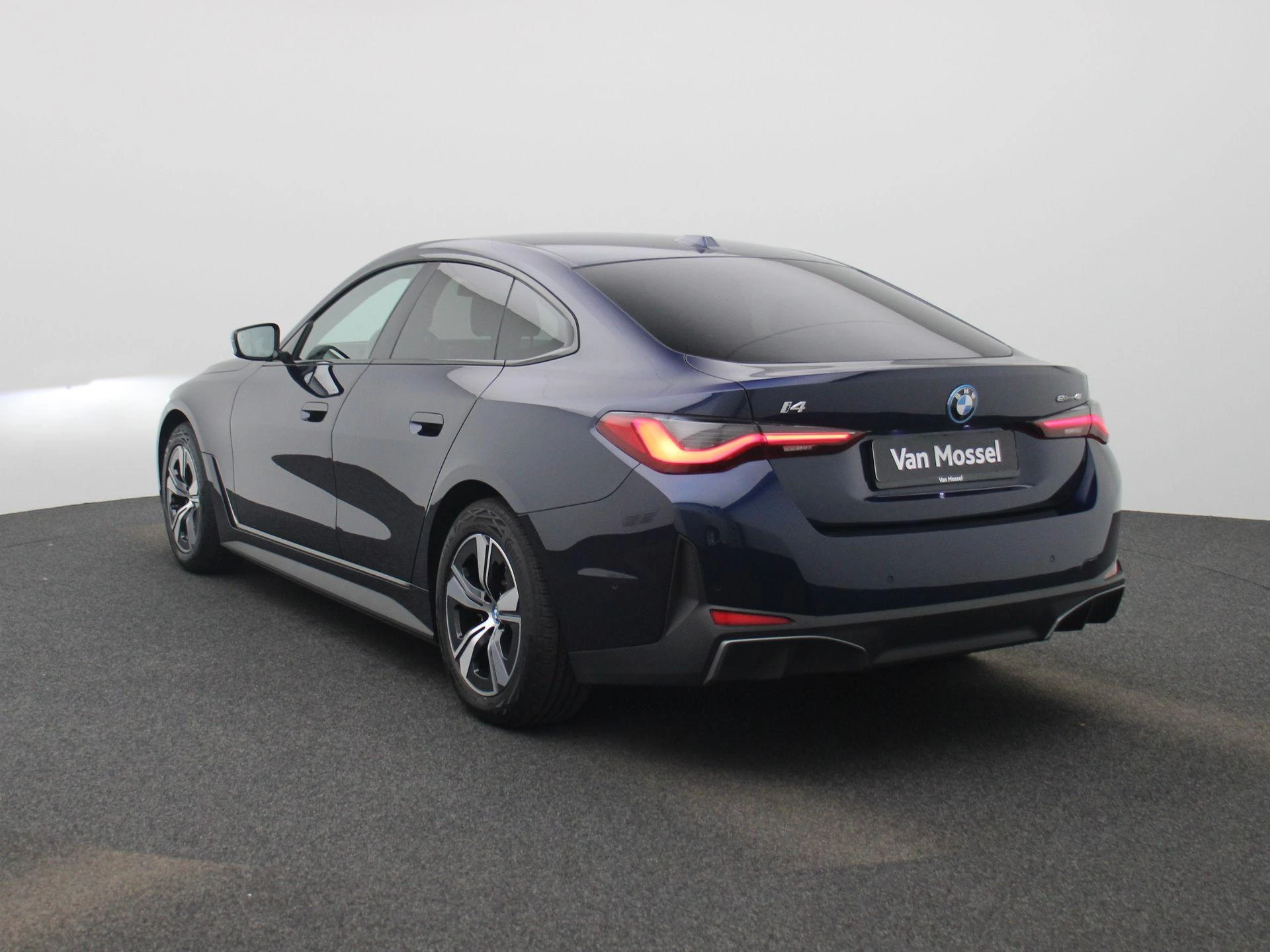 BMW i4 eDrive40