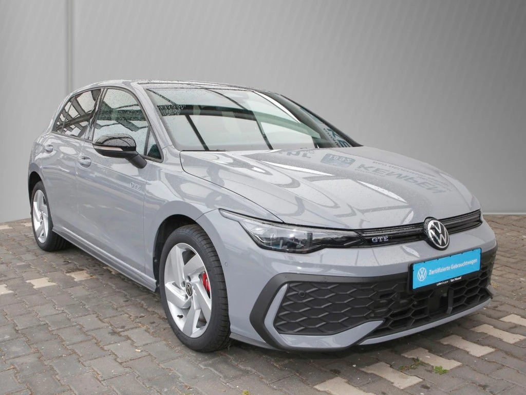 Volkswagen-Golf-image-2