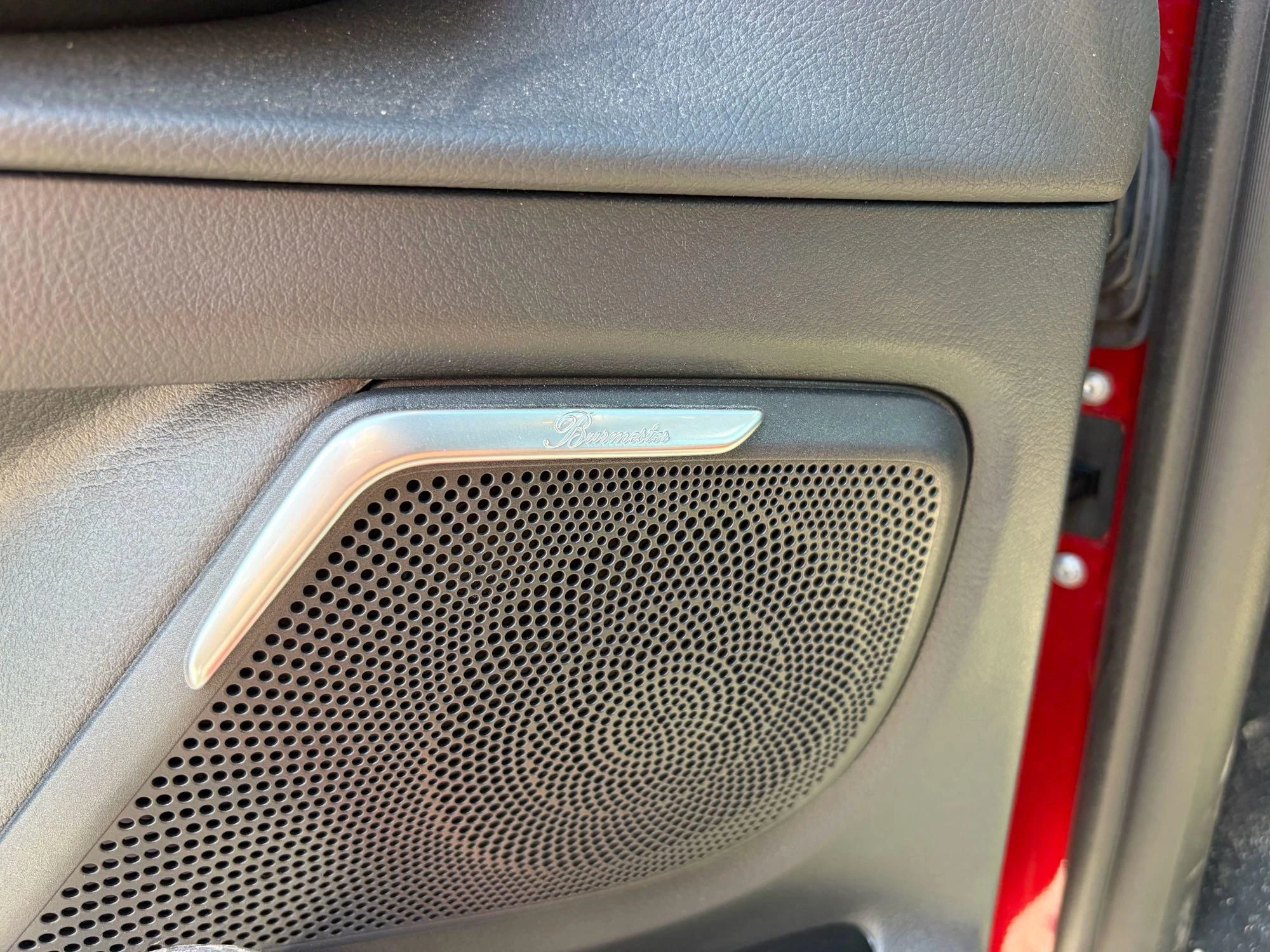 Mercedes-Benz-V-Klasse-image-3