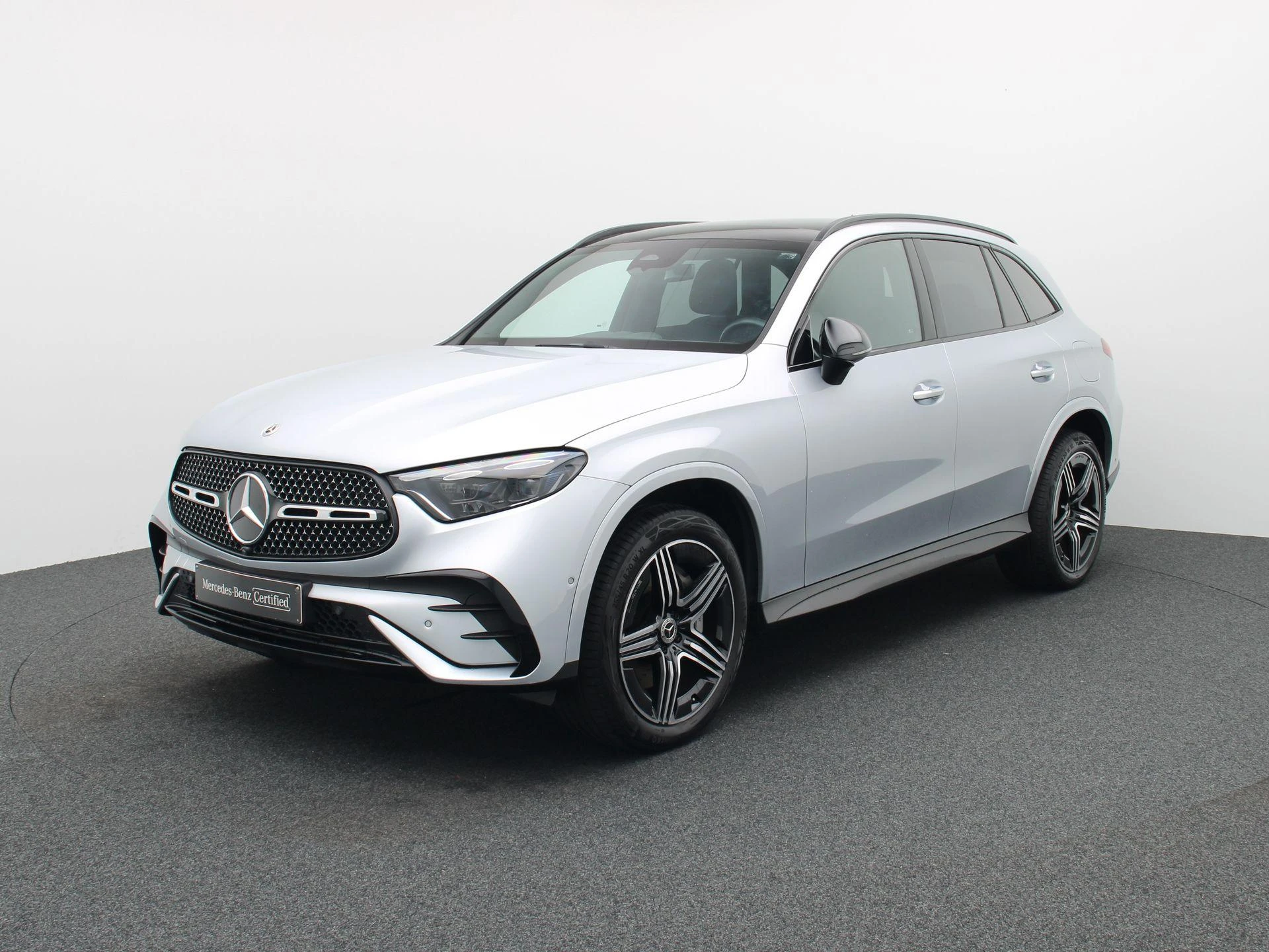 Mercedes-Benz-GLC-image-0