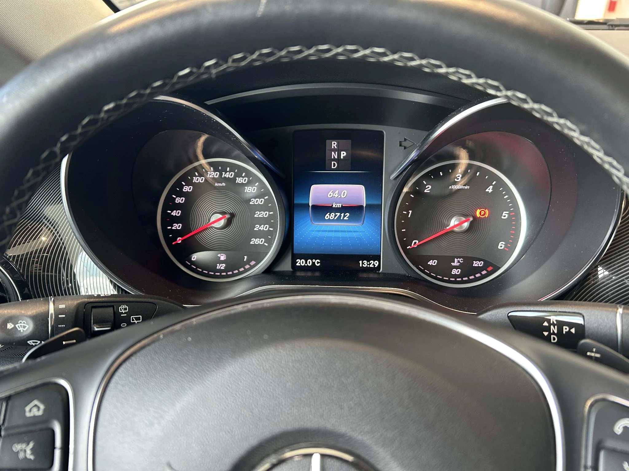 Mercedes-Benz-V-Klasse-image-6