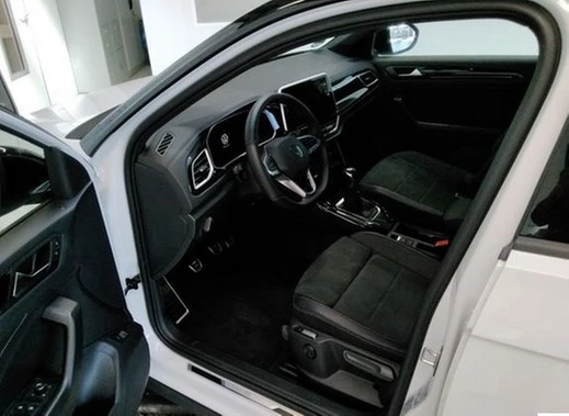 Volkswagen T-Roc 1.5 TSI 110kW 6-Gang R-Line *DAB+*NAV*LED
