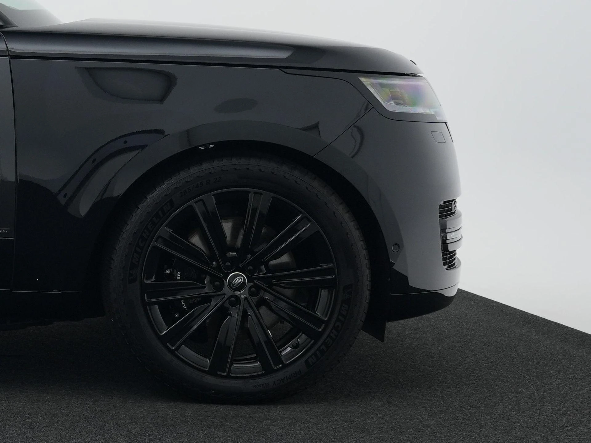 Land Rover-Range Rover-image-8