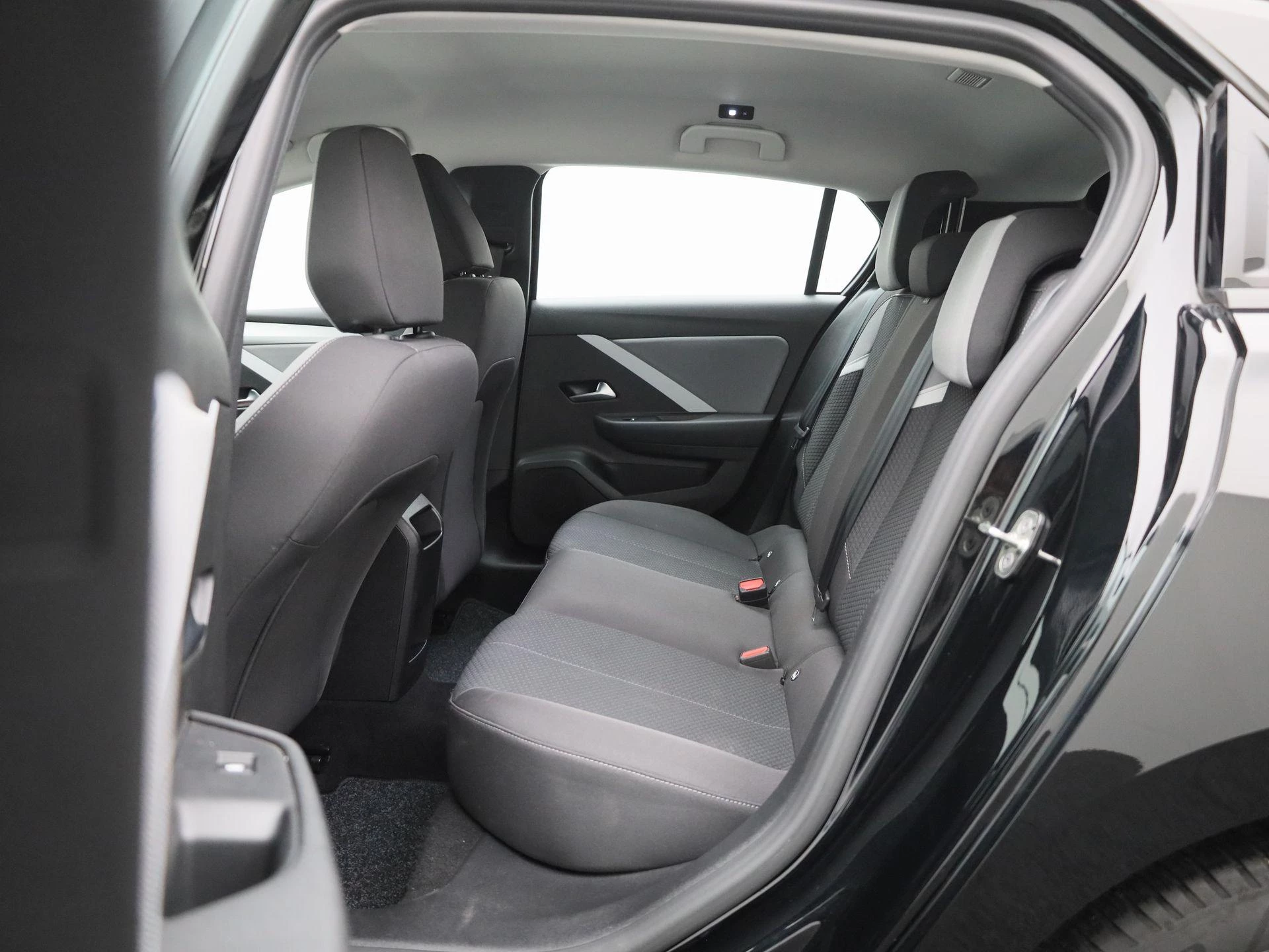 Opel Astra 1.2 Turbo 81kW S/S Edition