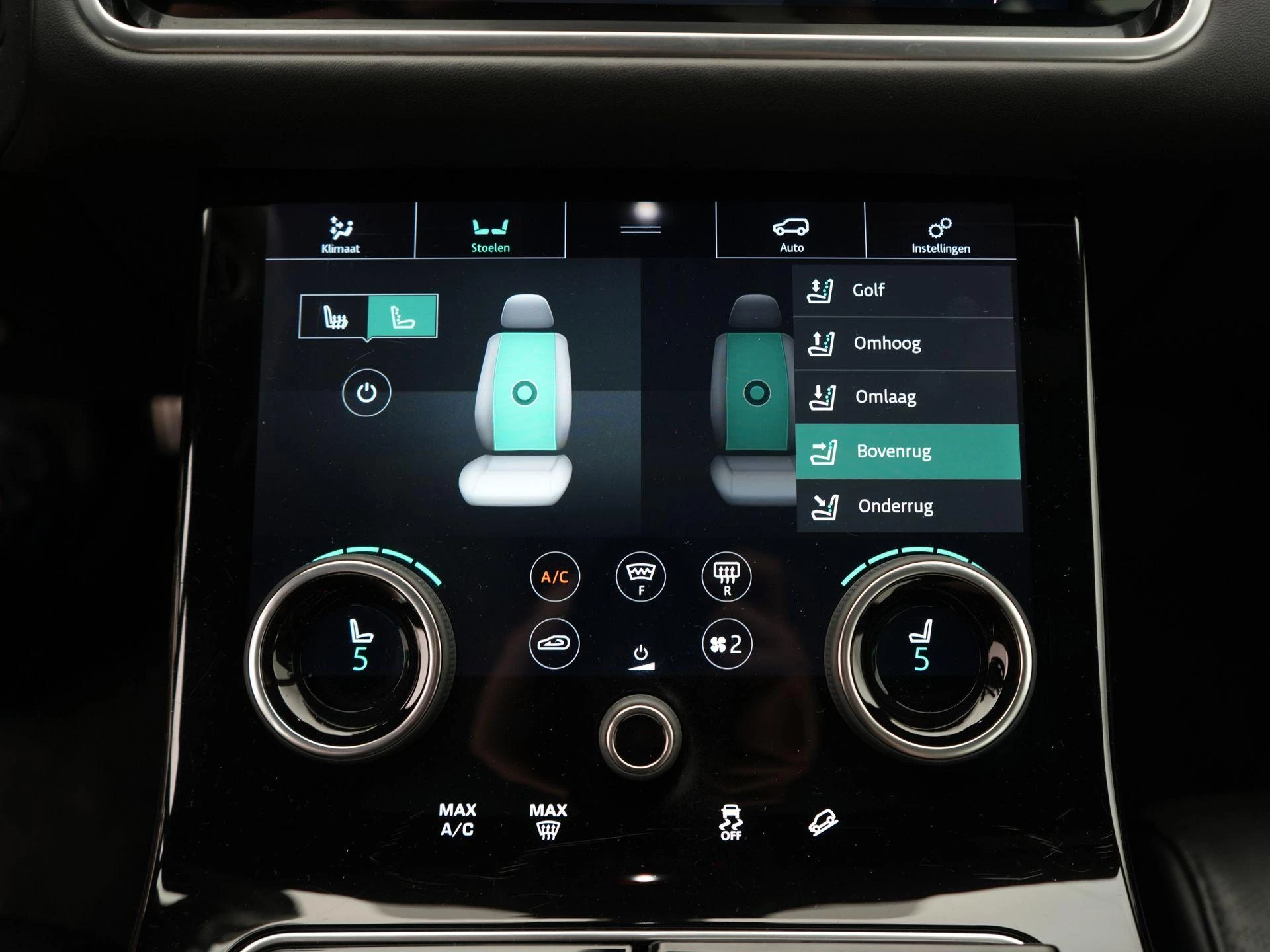 Land Rover-Range Rover Velar-image-21