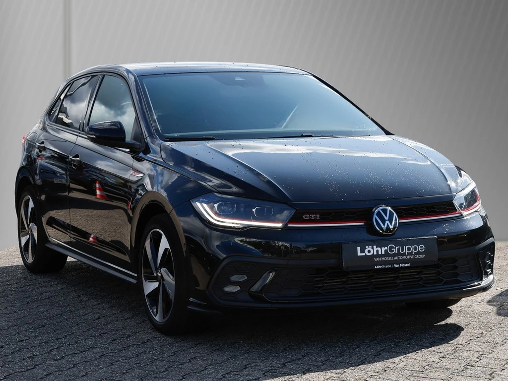 Volkswagen-Polo-image-2
