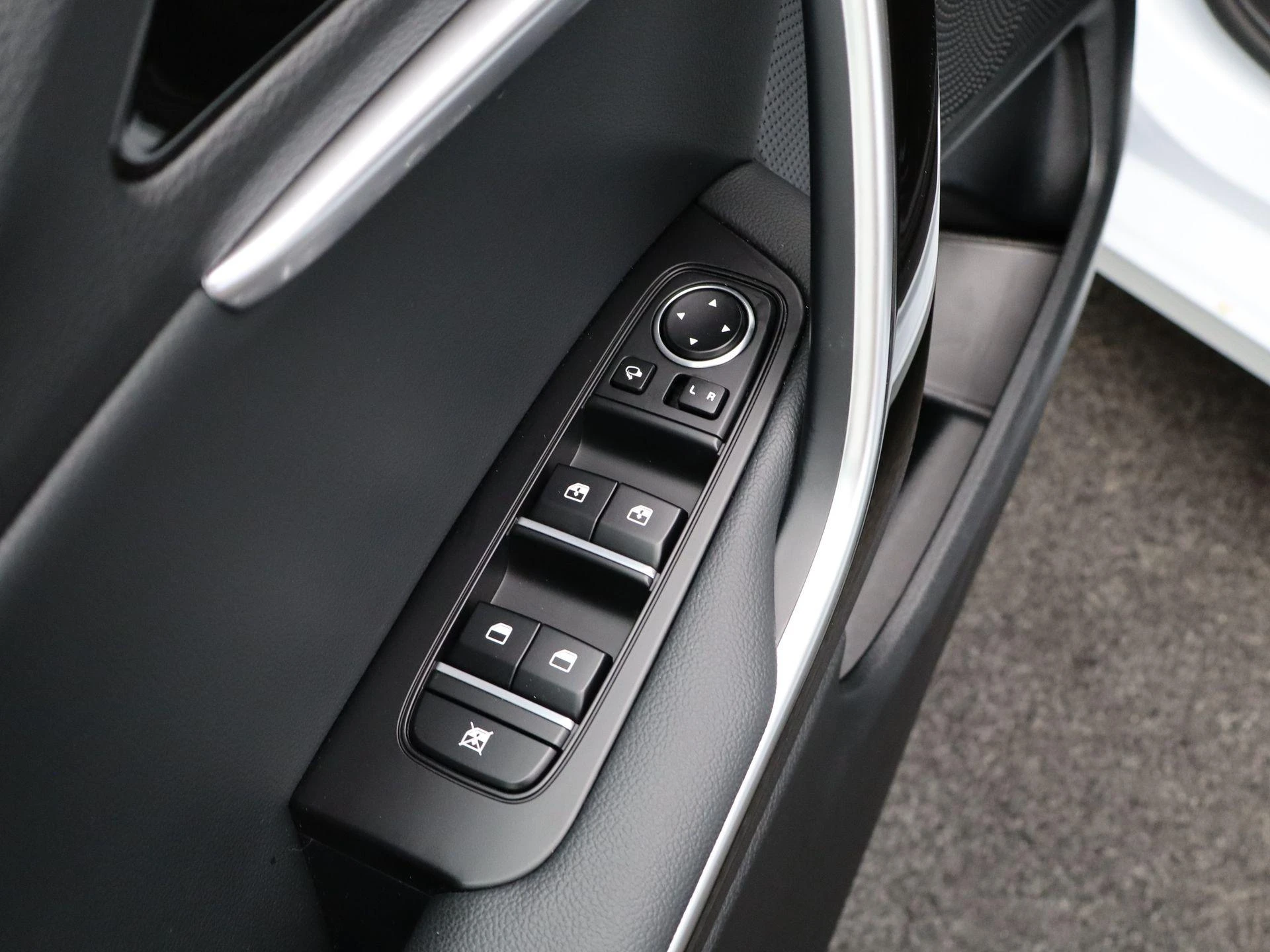 Kia-Ceed Sportswagon-image-25