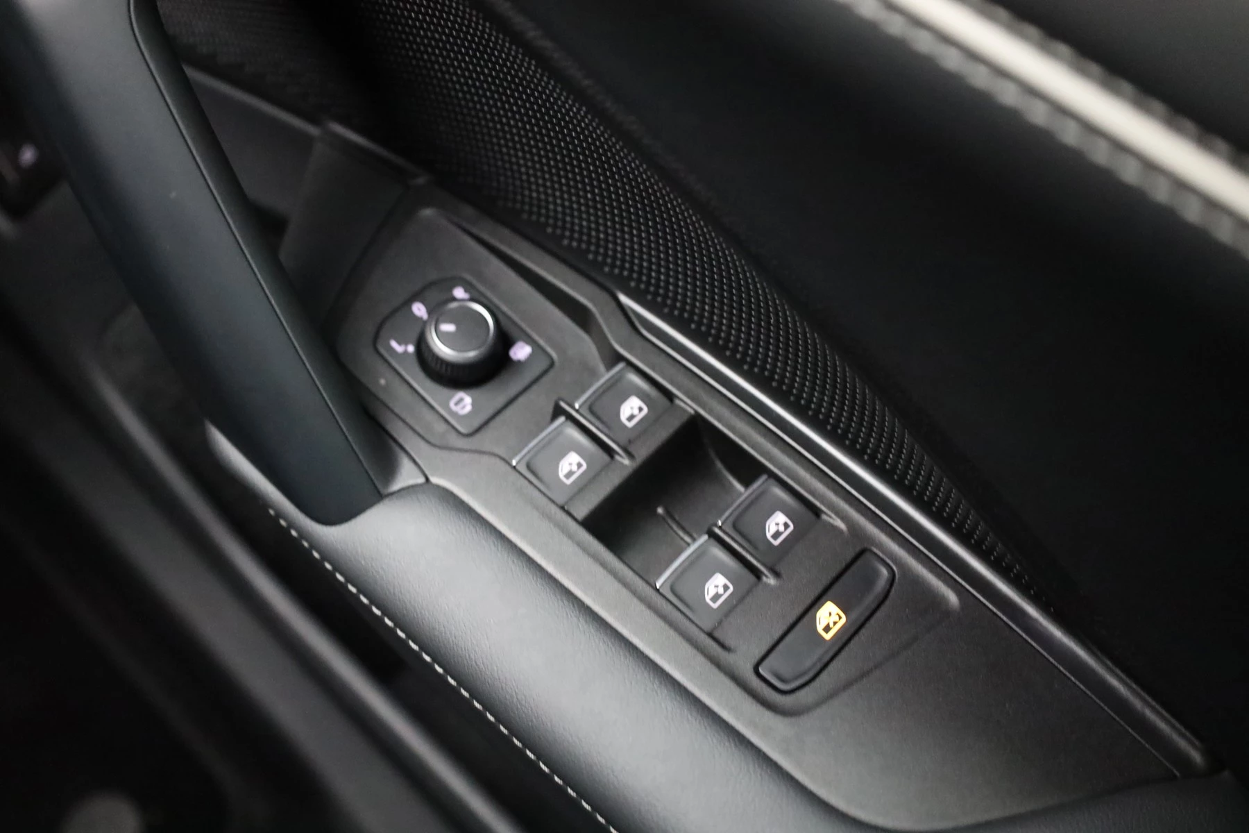 Volkswagen-Tayron-image-19
