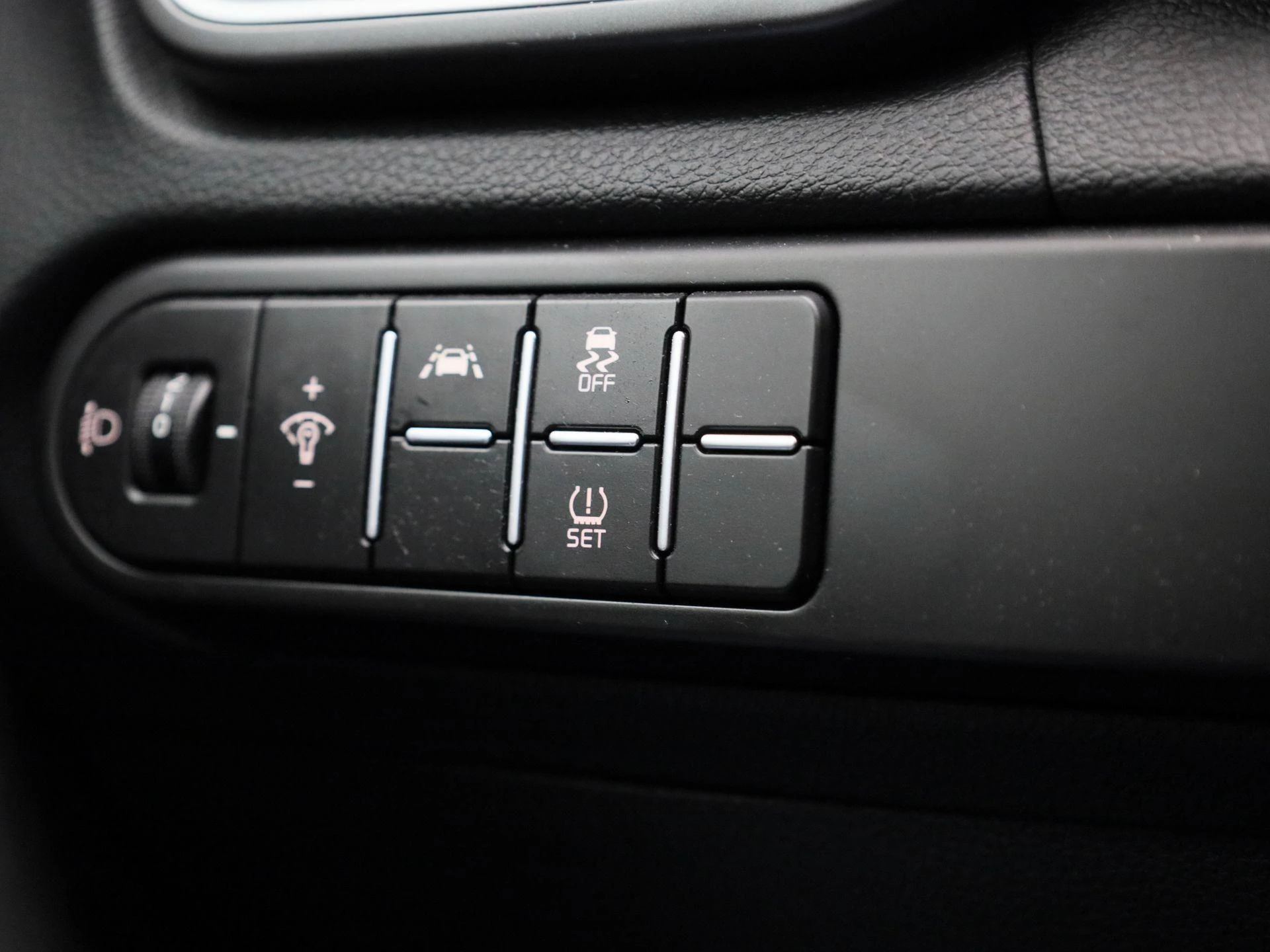 Kia-Ceed Sportswagon-image-18