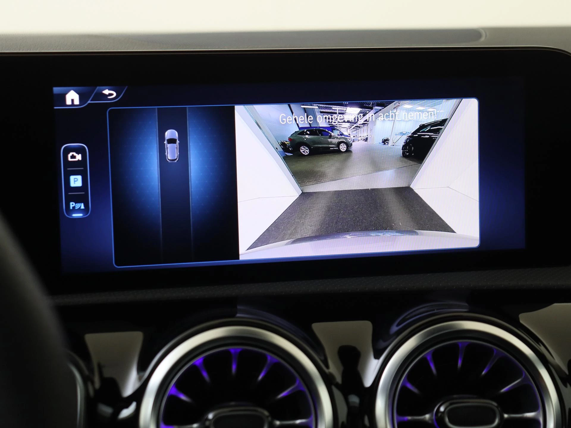 Mercedes-Benz-A-Klasse-image-18