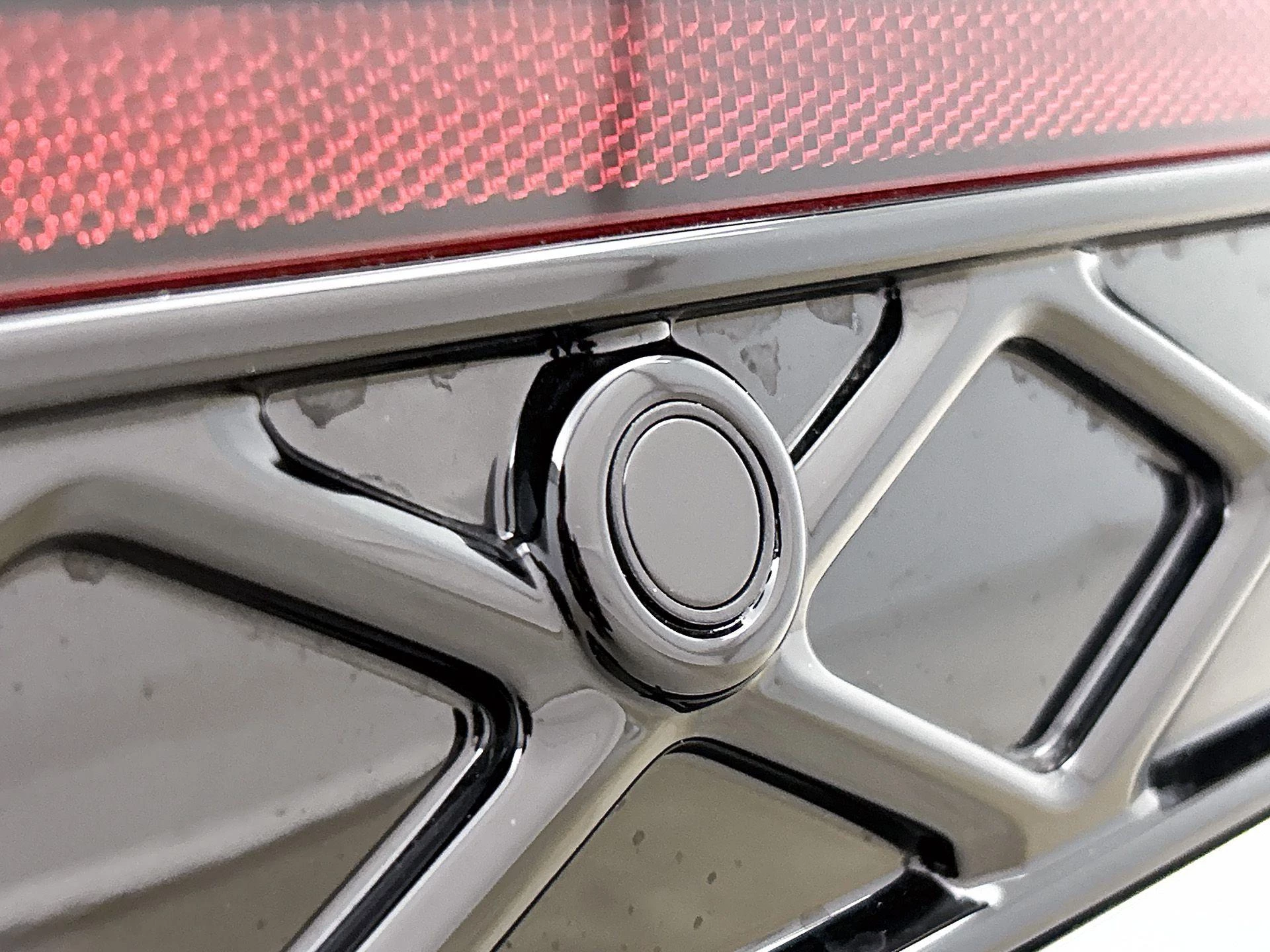 Volkswagen-Tiguan-image-8