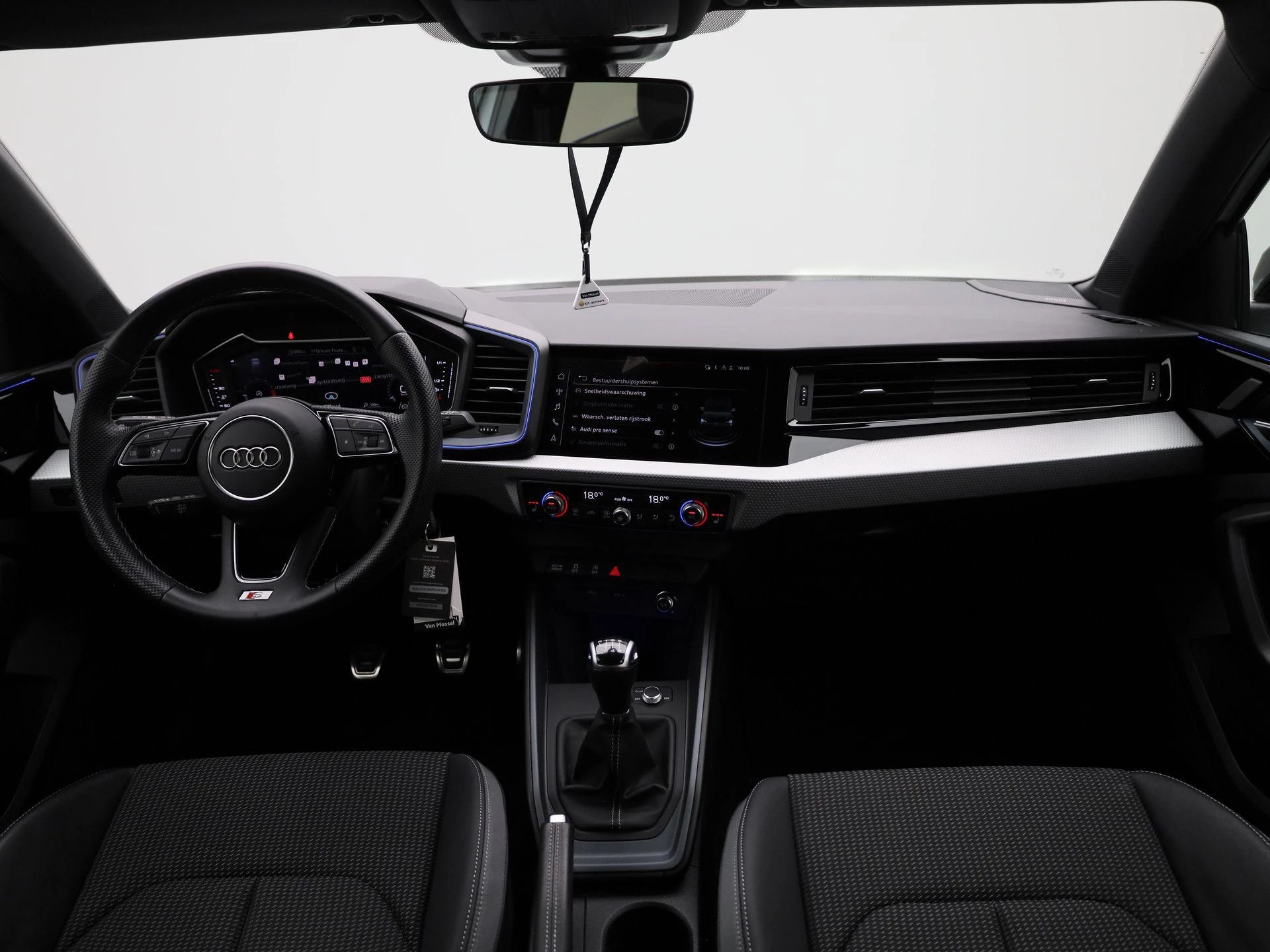 Audi-A1 Sportback-image-40