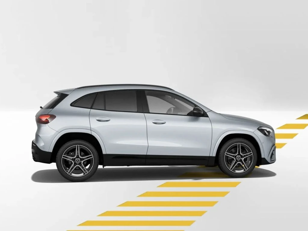 Mercedes-Benz-GLA 200-image-7