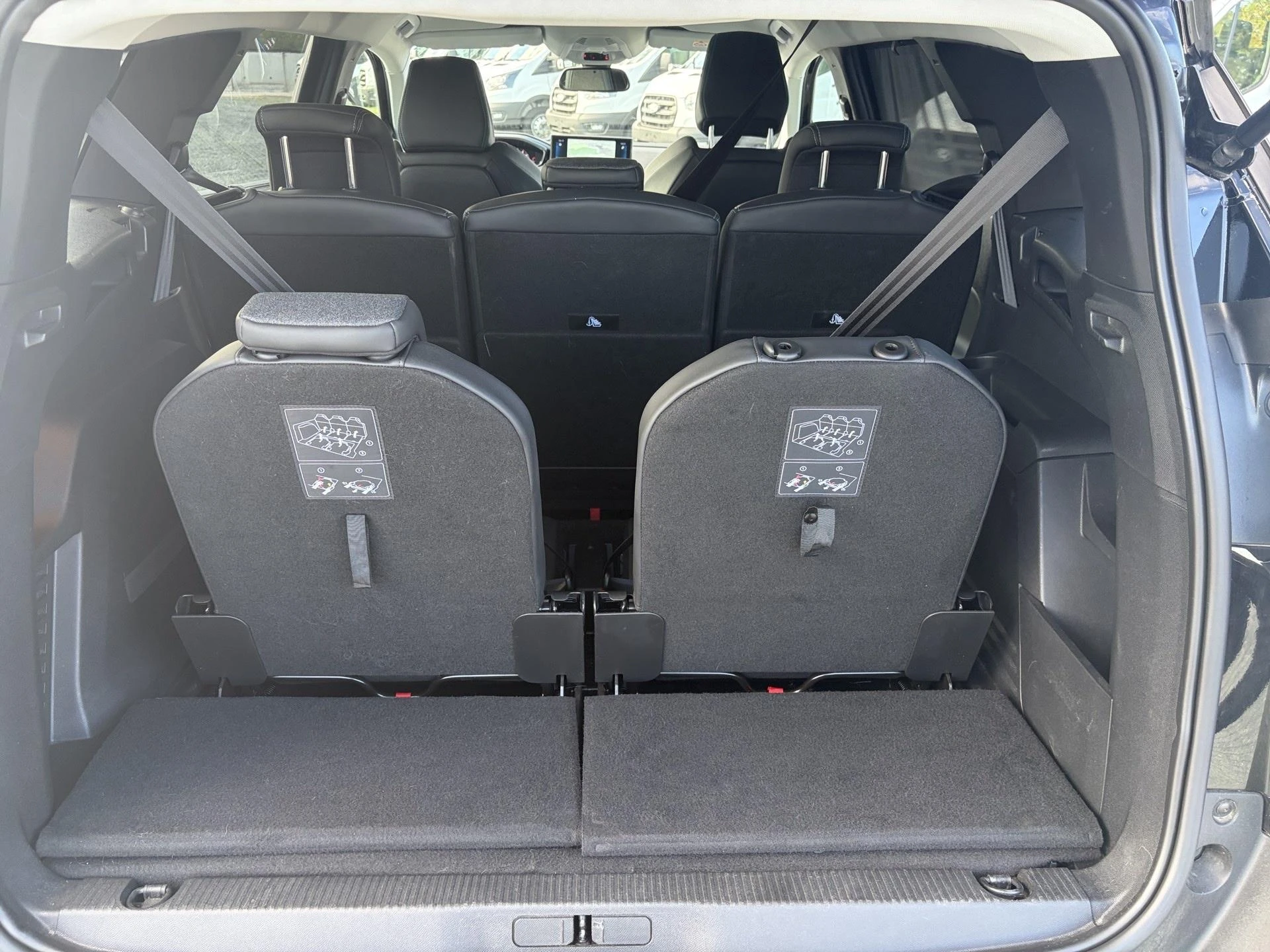 Peugeot-5008-image-11
