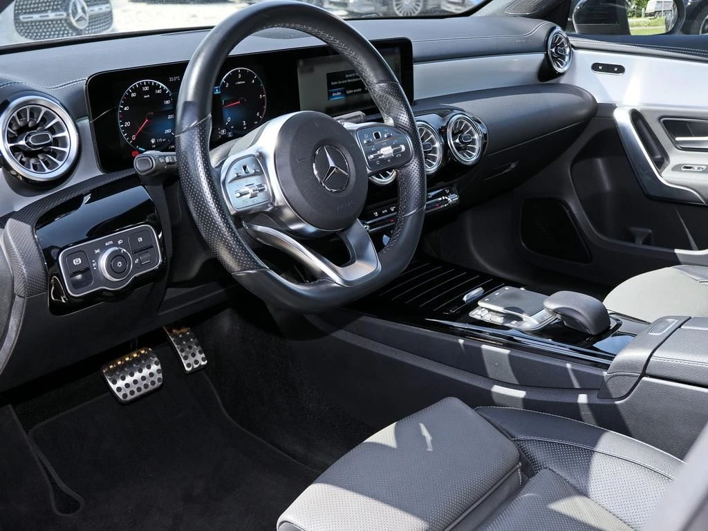 Mercedes-Benz-A-Klasse 220 d-image-8