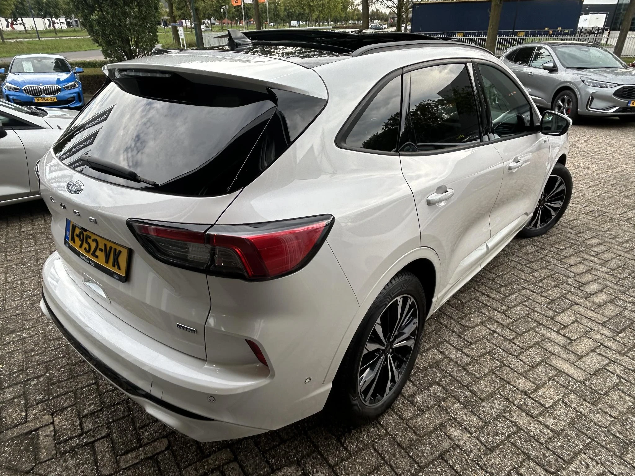 Ford-Kuga-image-4