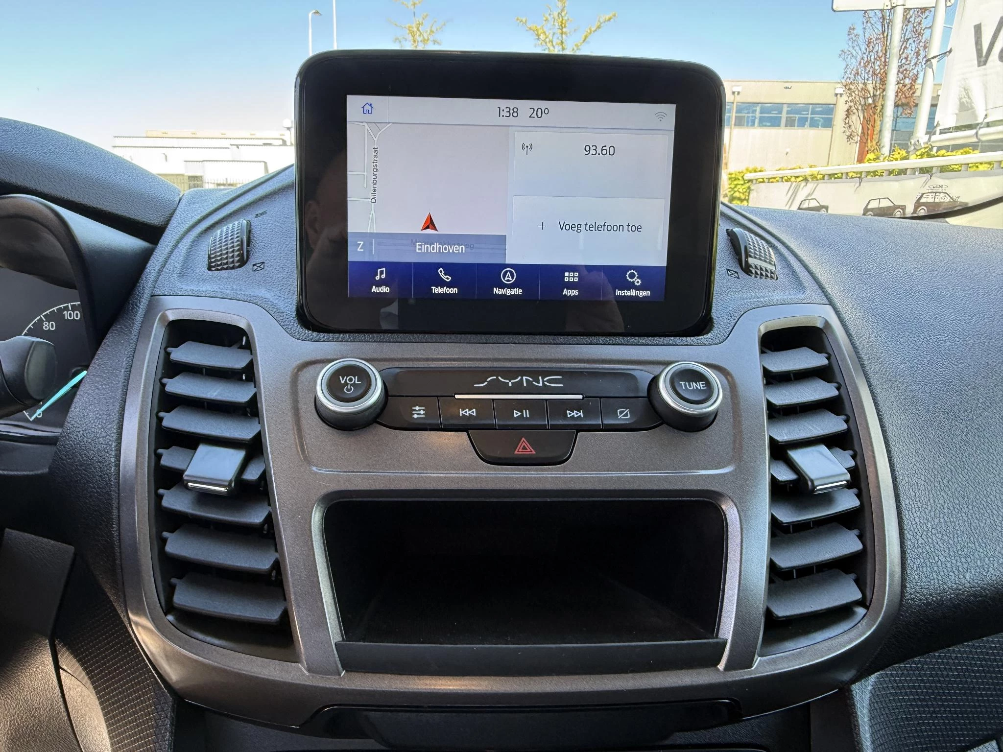 Ford-Transit Connect-image-11