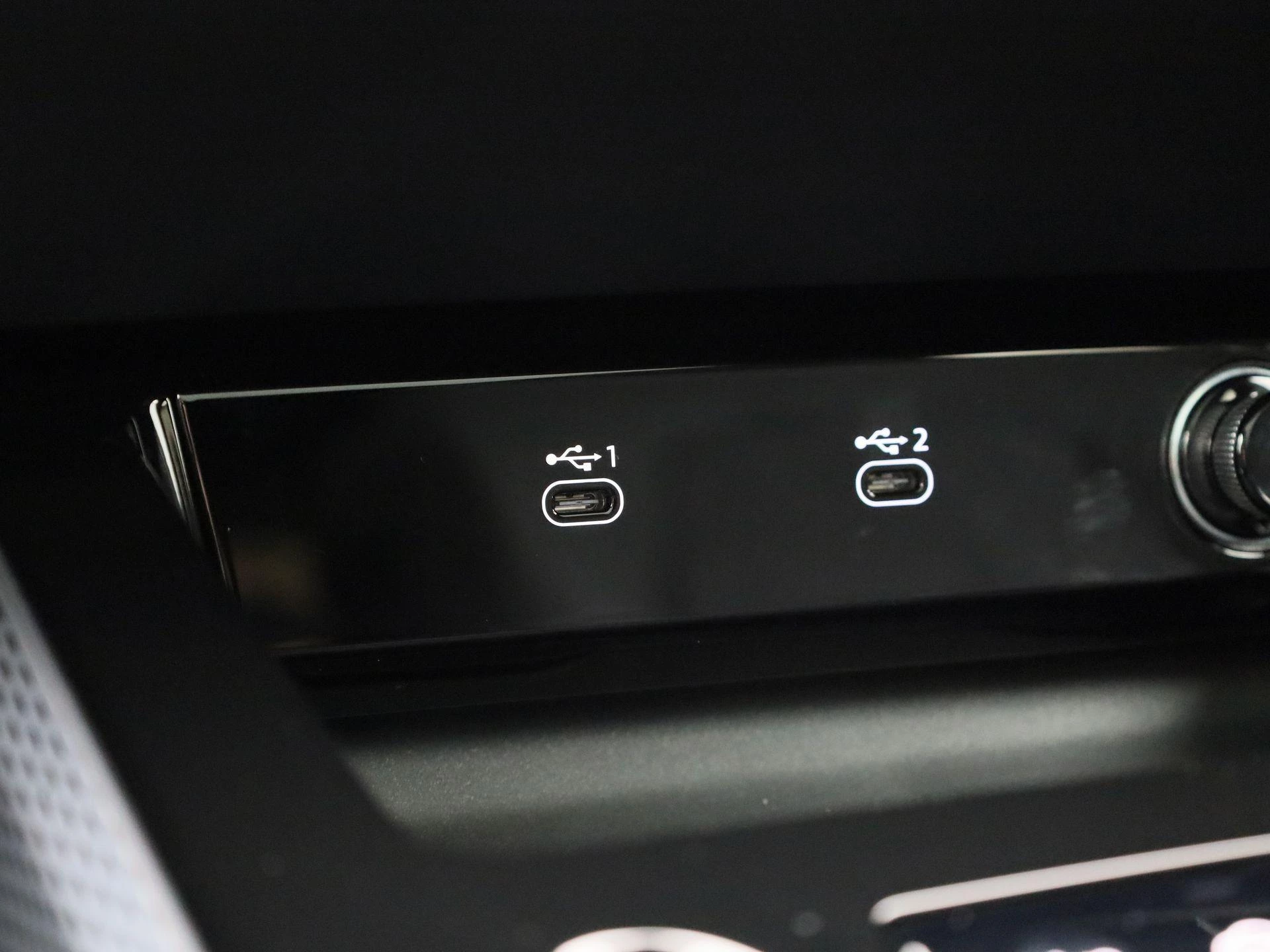 Audi A6 Avant 2.0 e-hybrid quattro S edition 299 PK