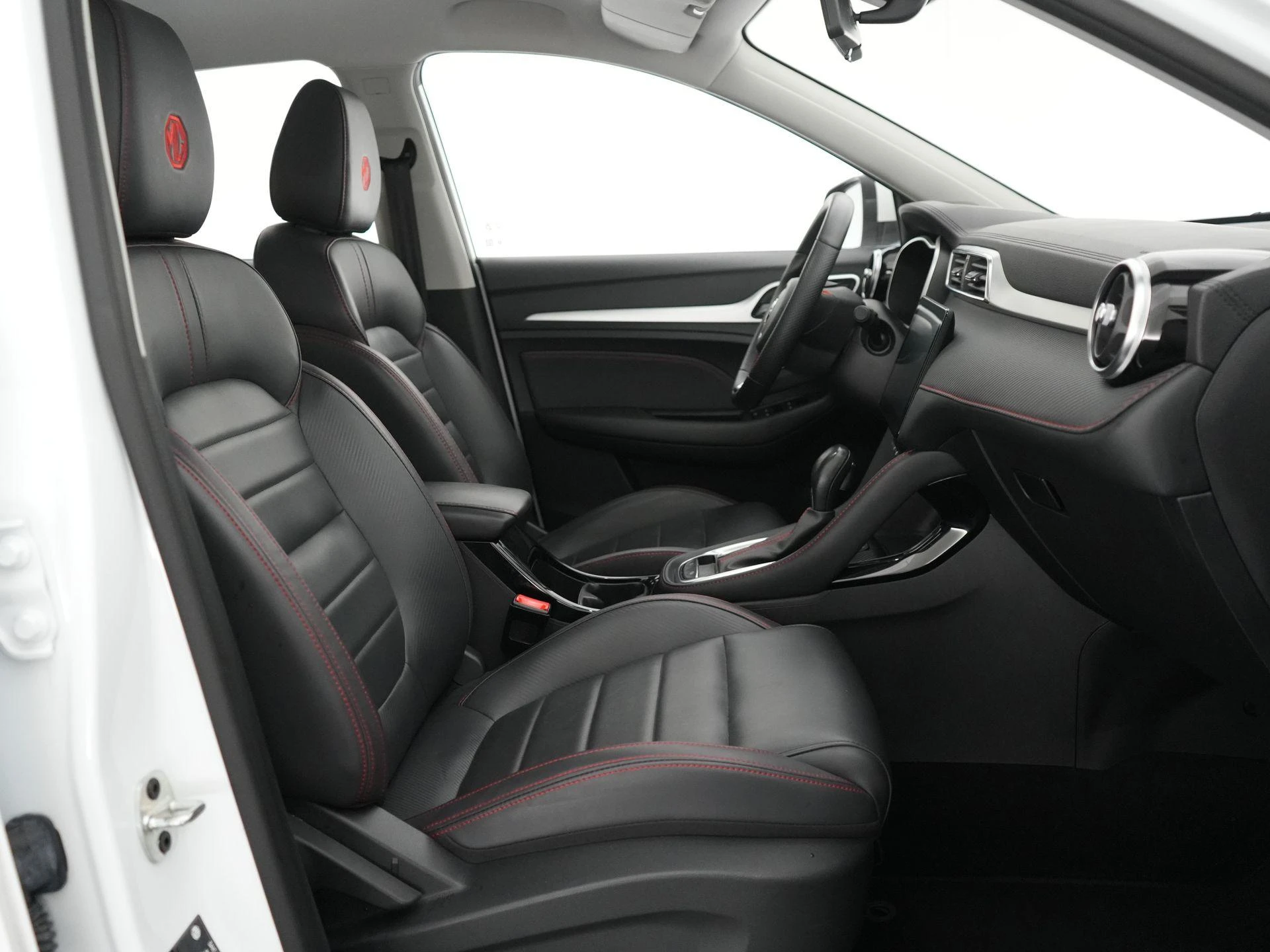 MG-ZS-image-11