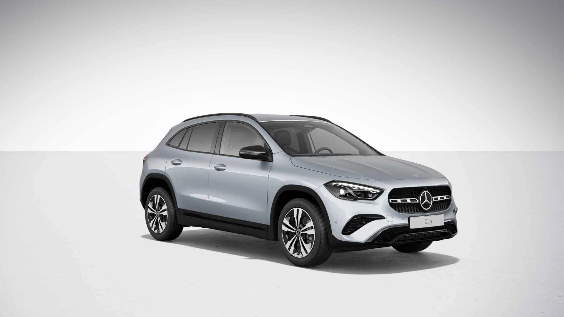 Mercedes-Benz-GLA-image-1