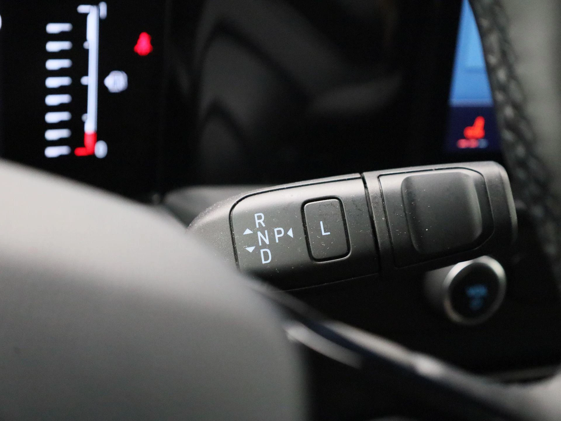 Ford-Transit Custom-image-27