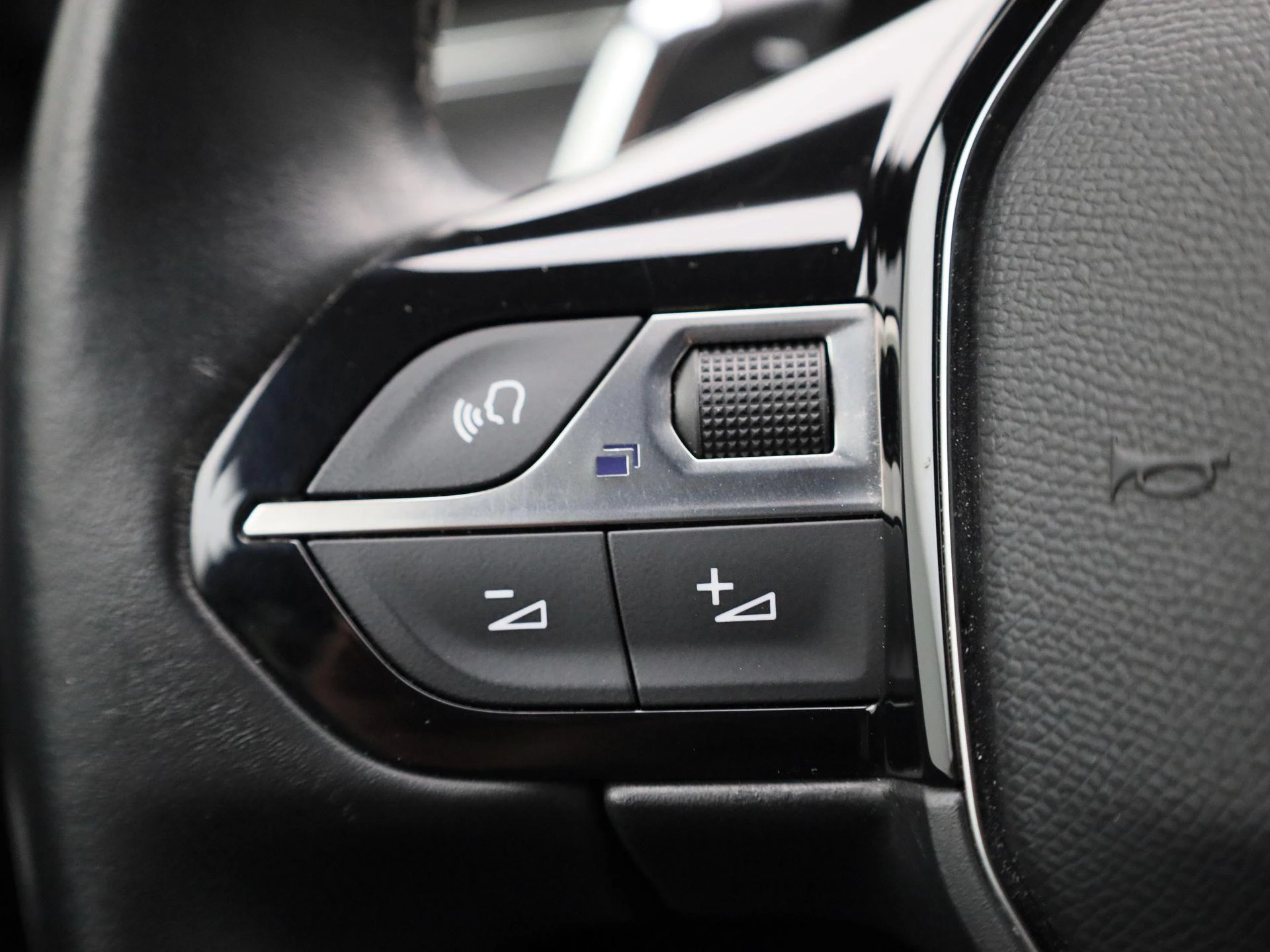 Peugeot-508-image-16
