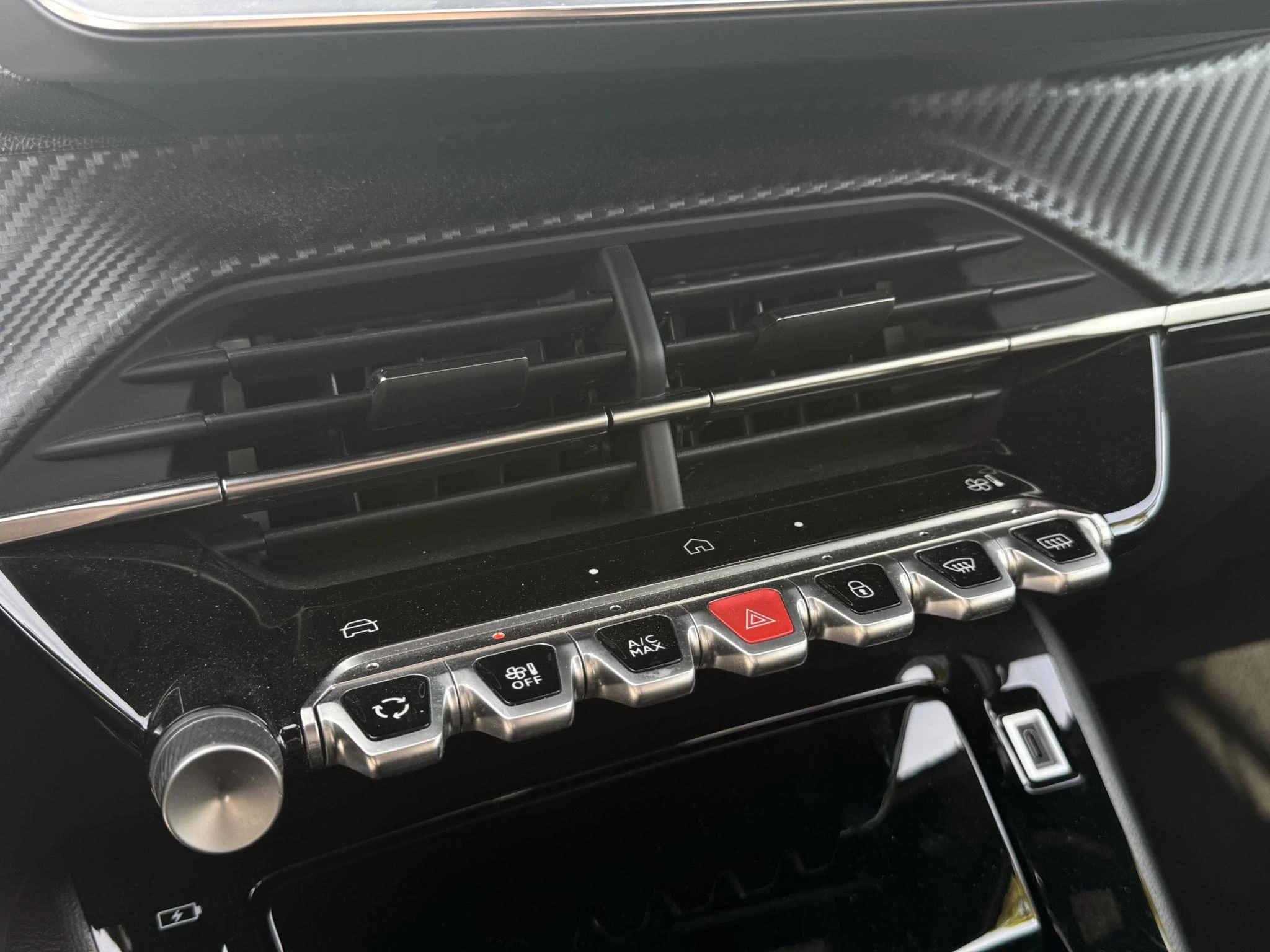 Peugeot-2008-image-17