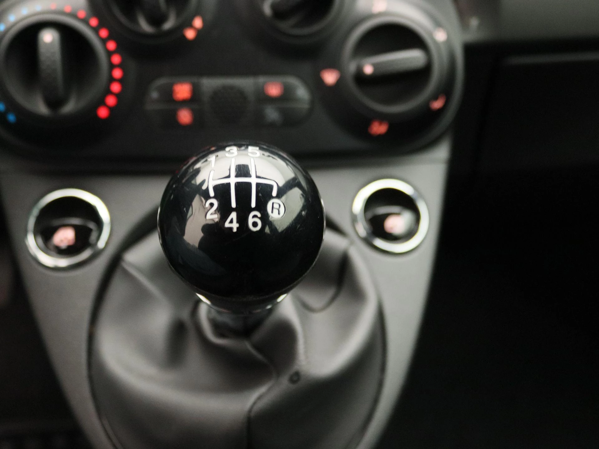Fiat-500-image-10
