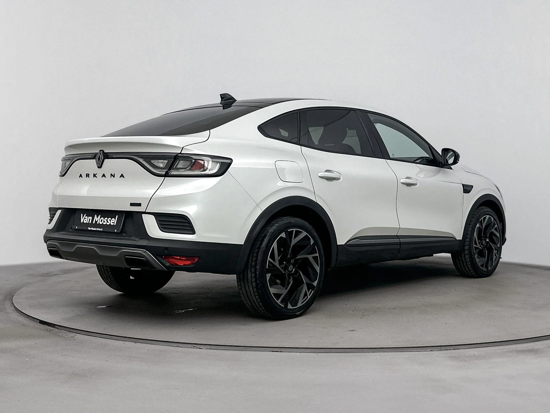 Renault-Arkana-image-3