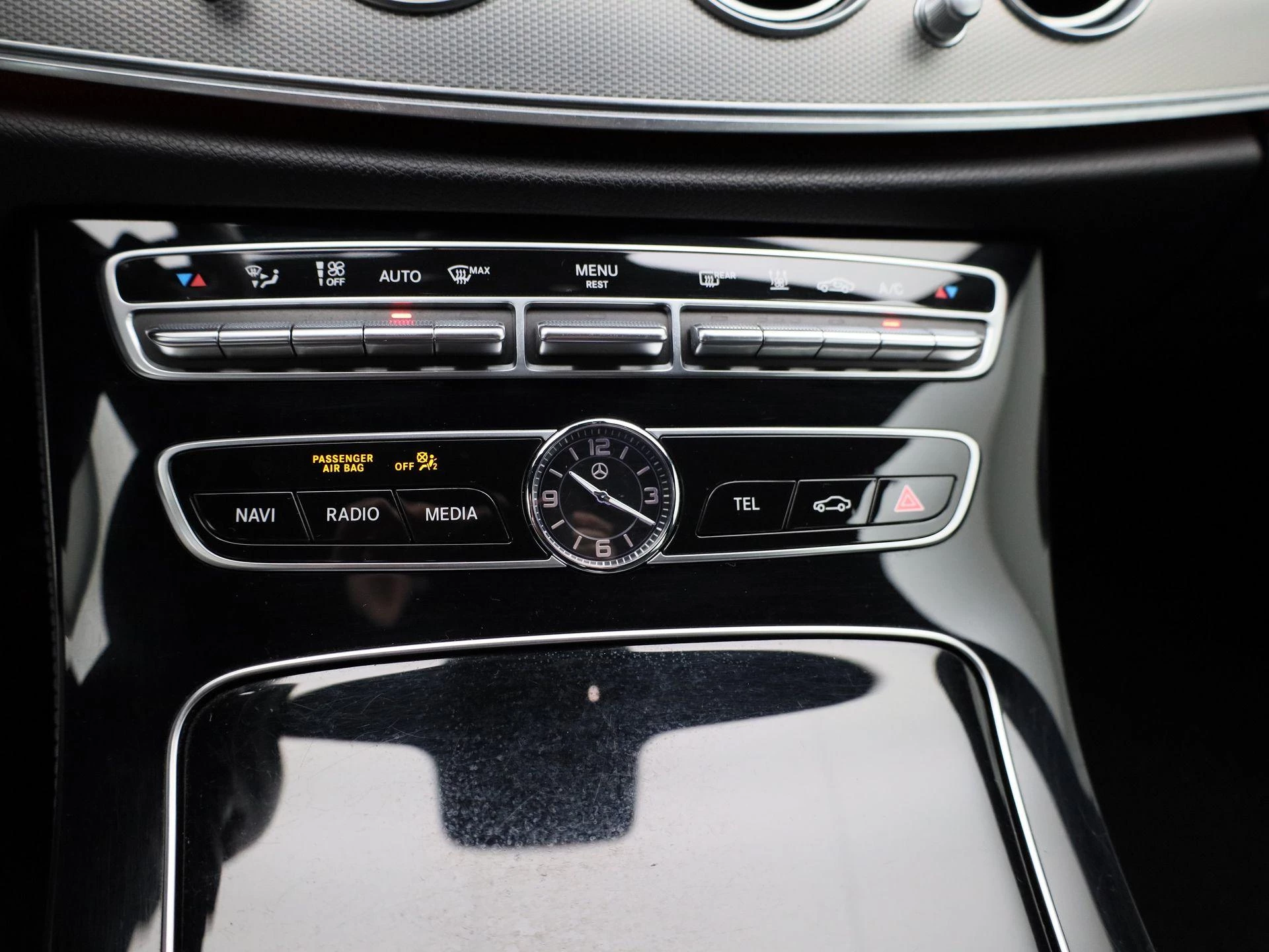 Mercedes-Benz-E-Klasse-image-19