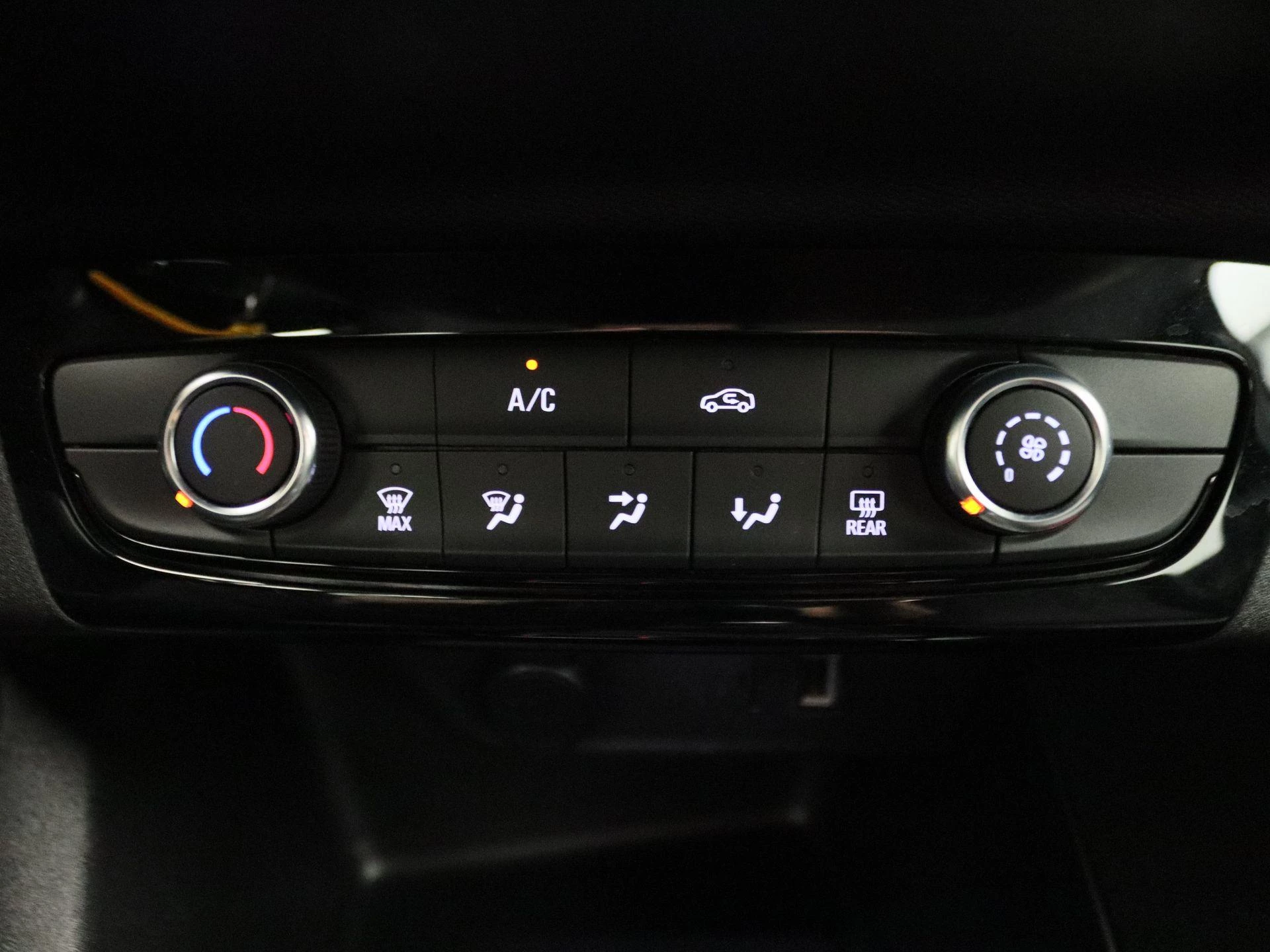 Opel-Corsa-image-10