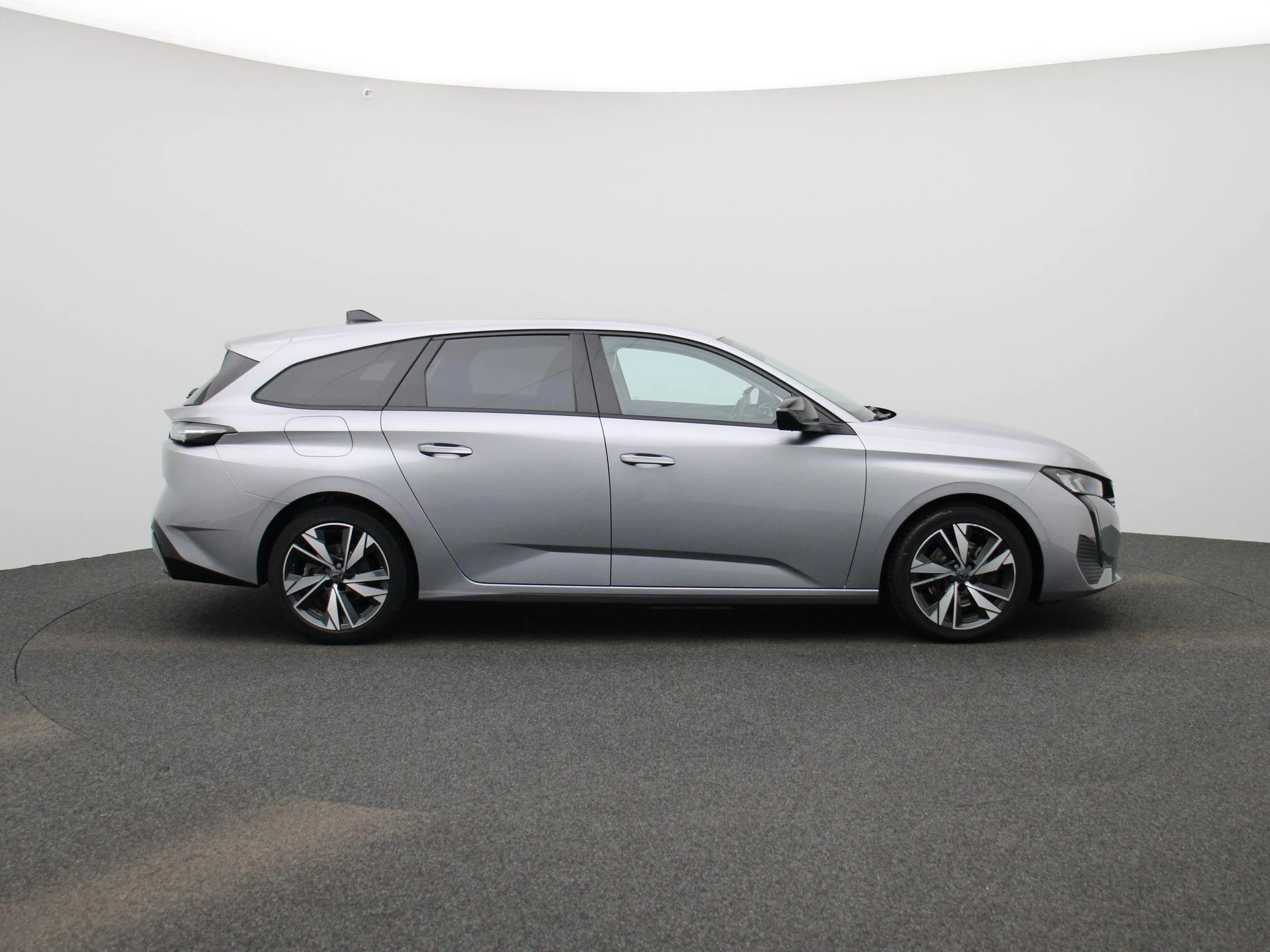 Peugeot-308-image-5
