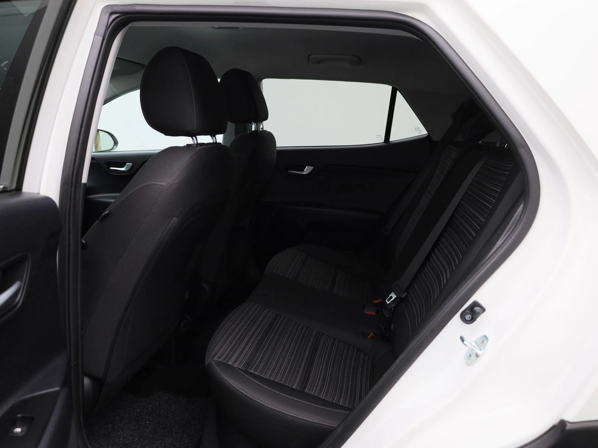 Kia-Stonic-image-9