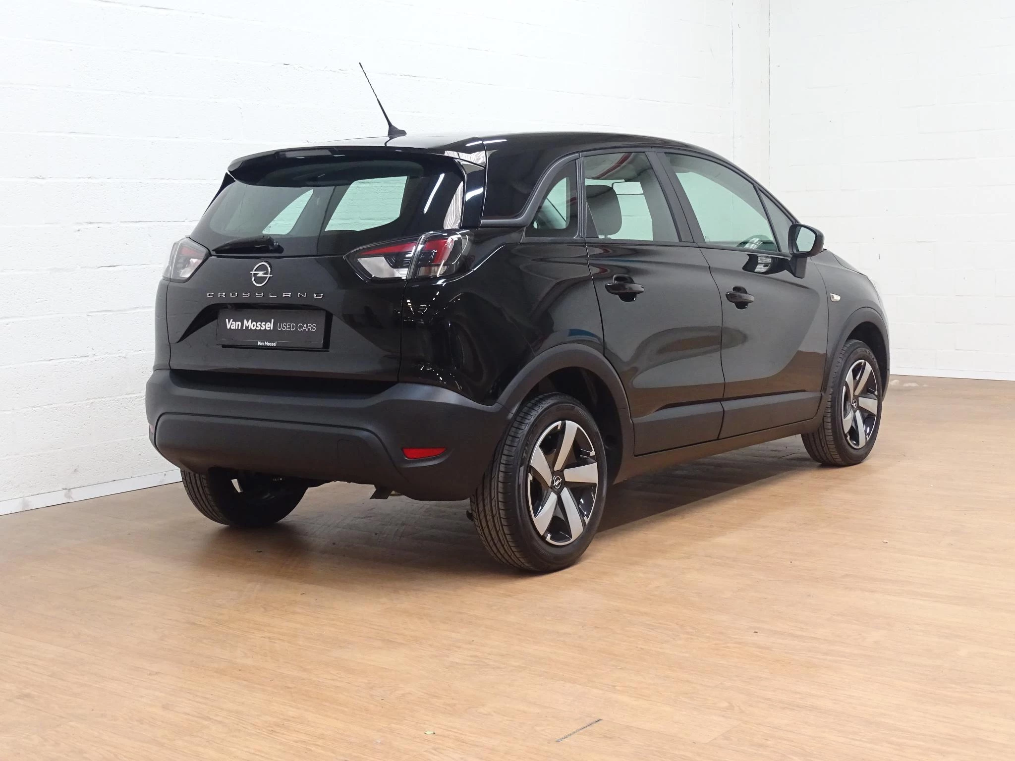 Opel Crossland 1.2T Edition+winterpack+camera