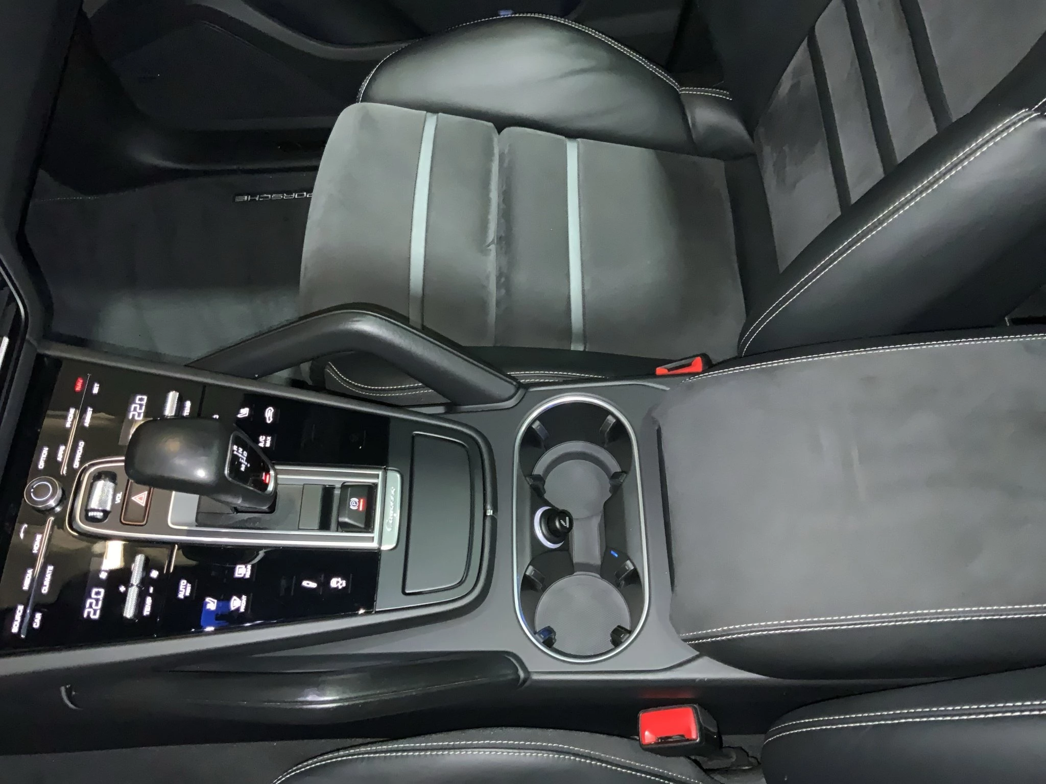 Porsche Cayenne GTS Coupé | BOSE-Sound-System | Sport-Chrono-Paket