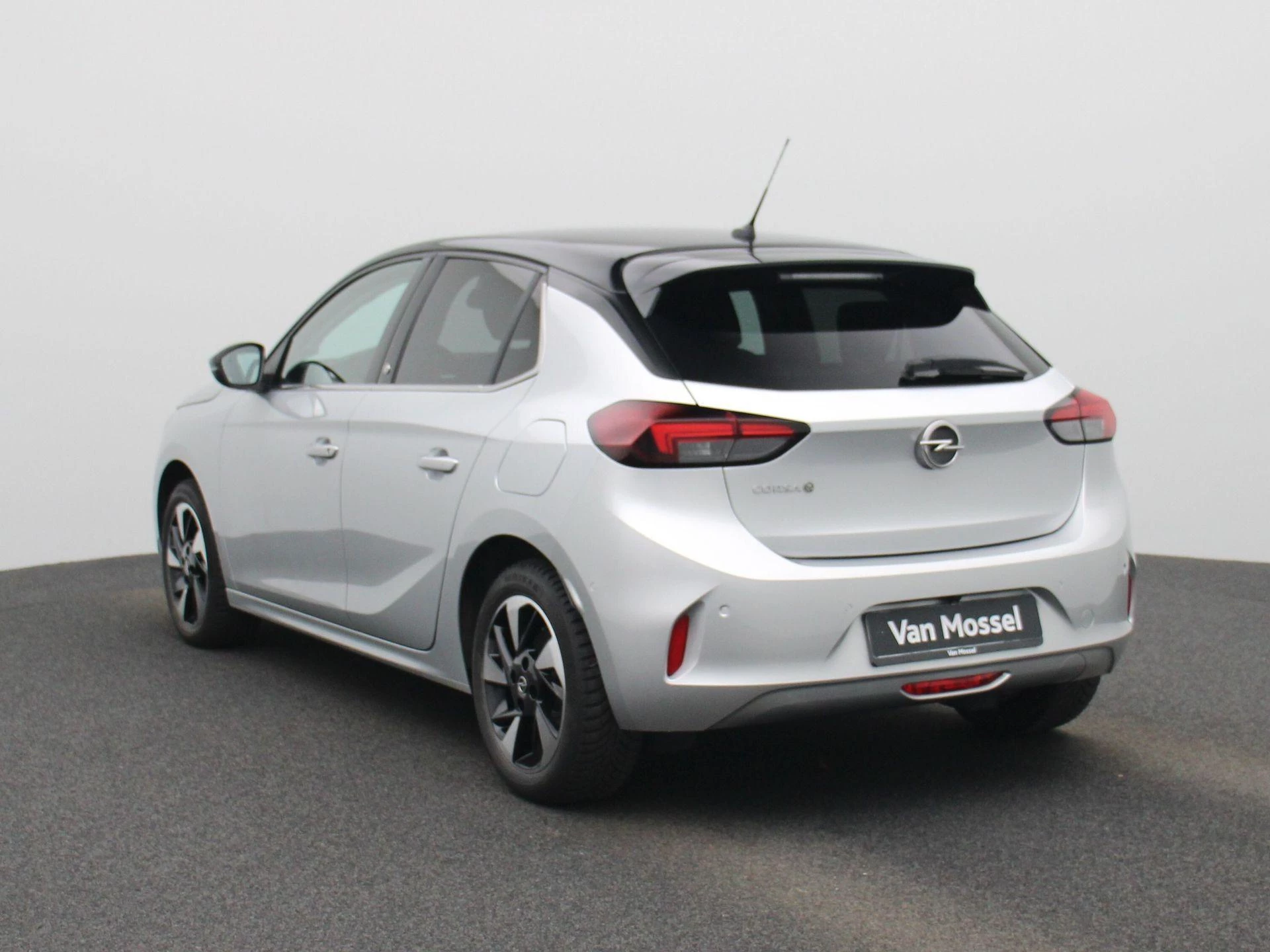 Opel-Corsa-e-image-1