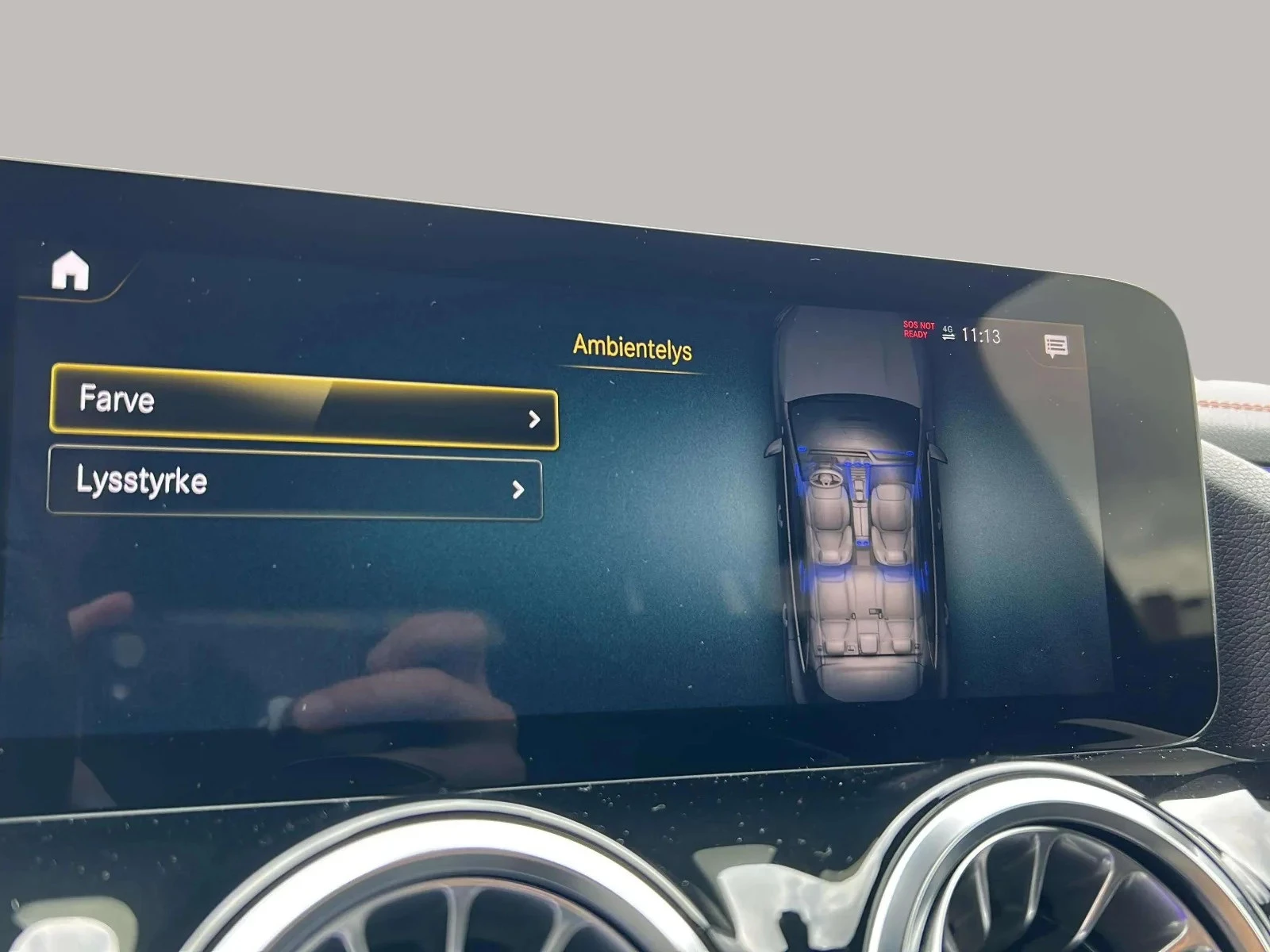 Mercedes-Benz-EQA-image-15