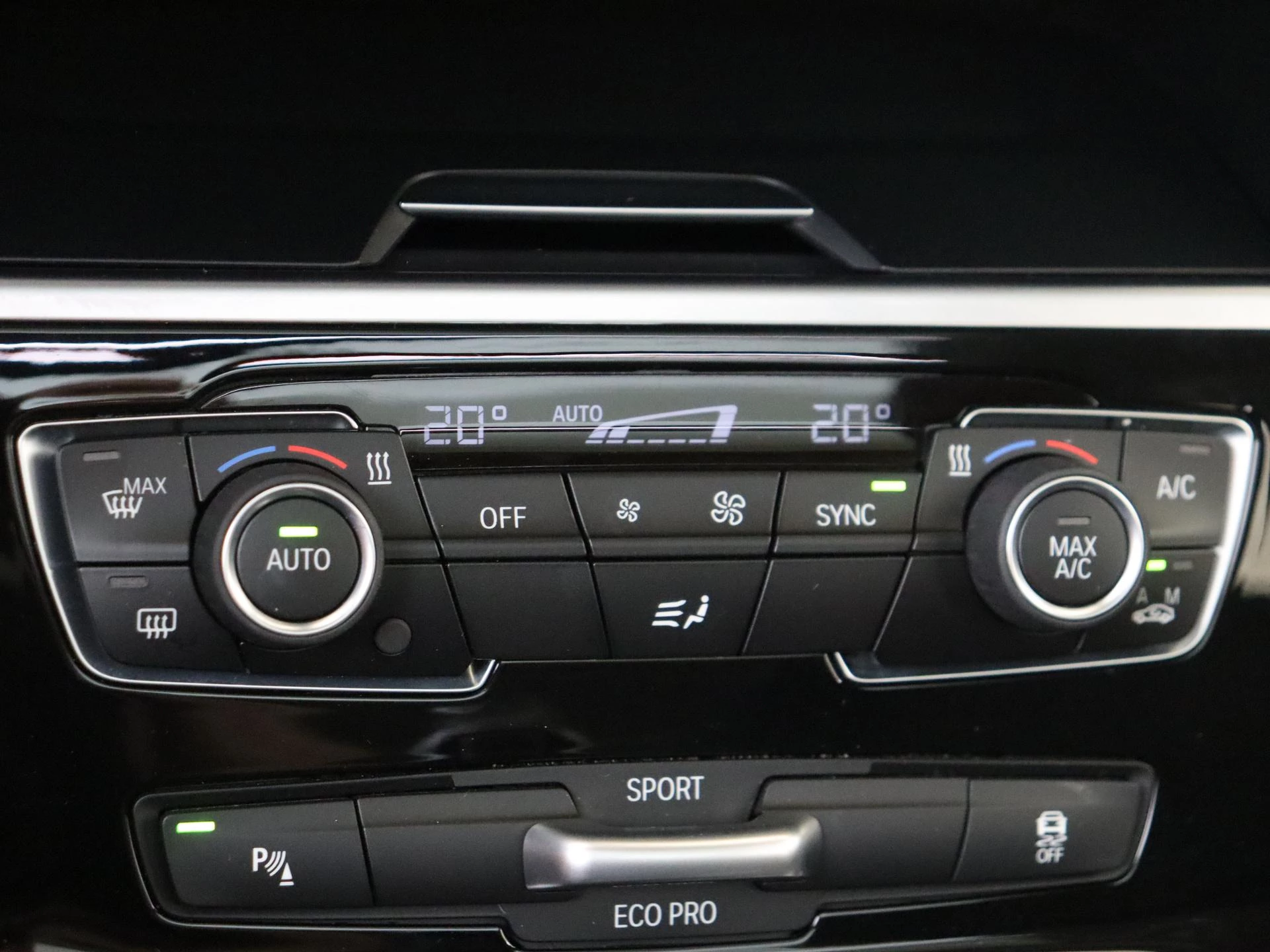 BMW-2 Serie-image-23